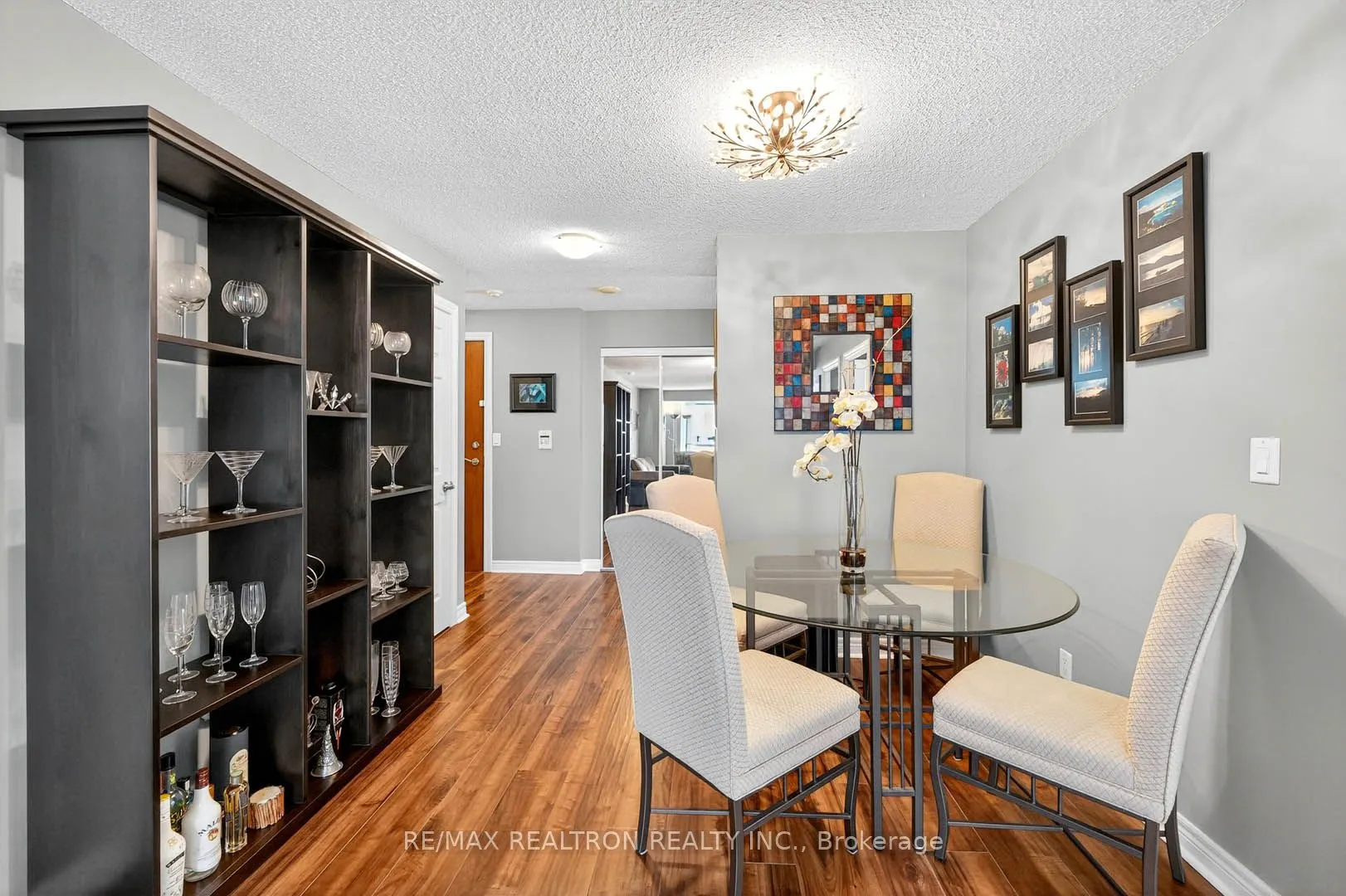 310 Burnhamthorpe Road W, #1106