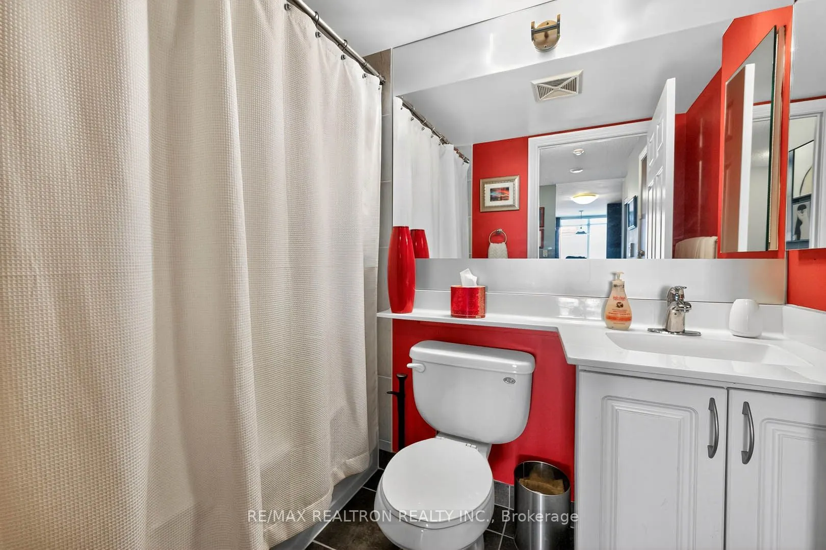 310 Burnhamthorpe Road W, #1106