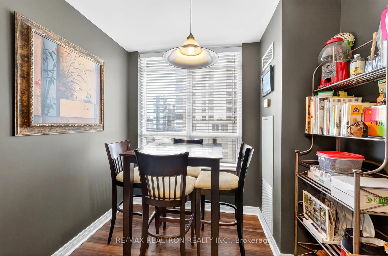 310 Burnhamthorpe Road W, #1106