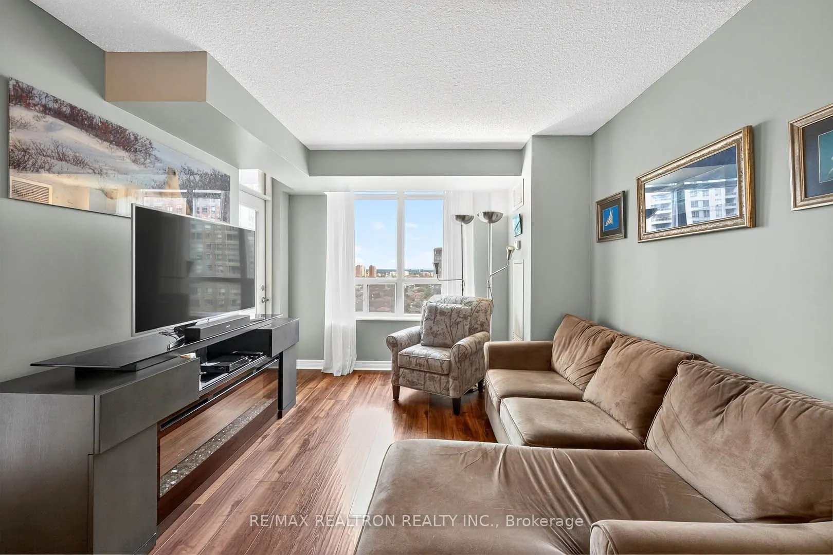 310 Burnhamthorpe Road W, #1106