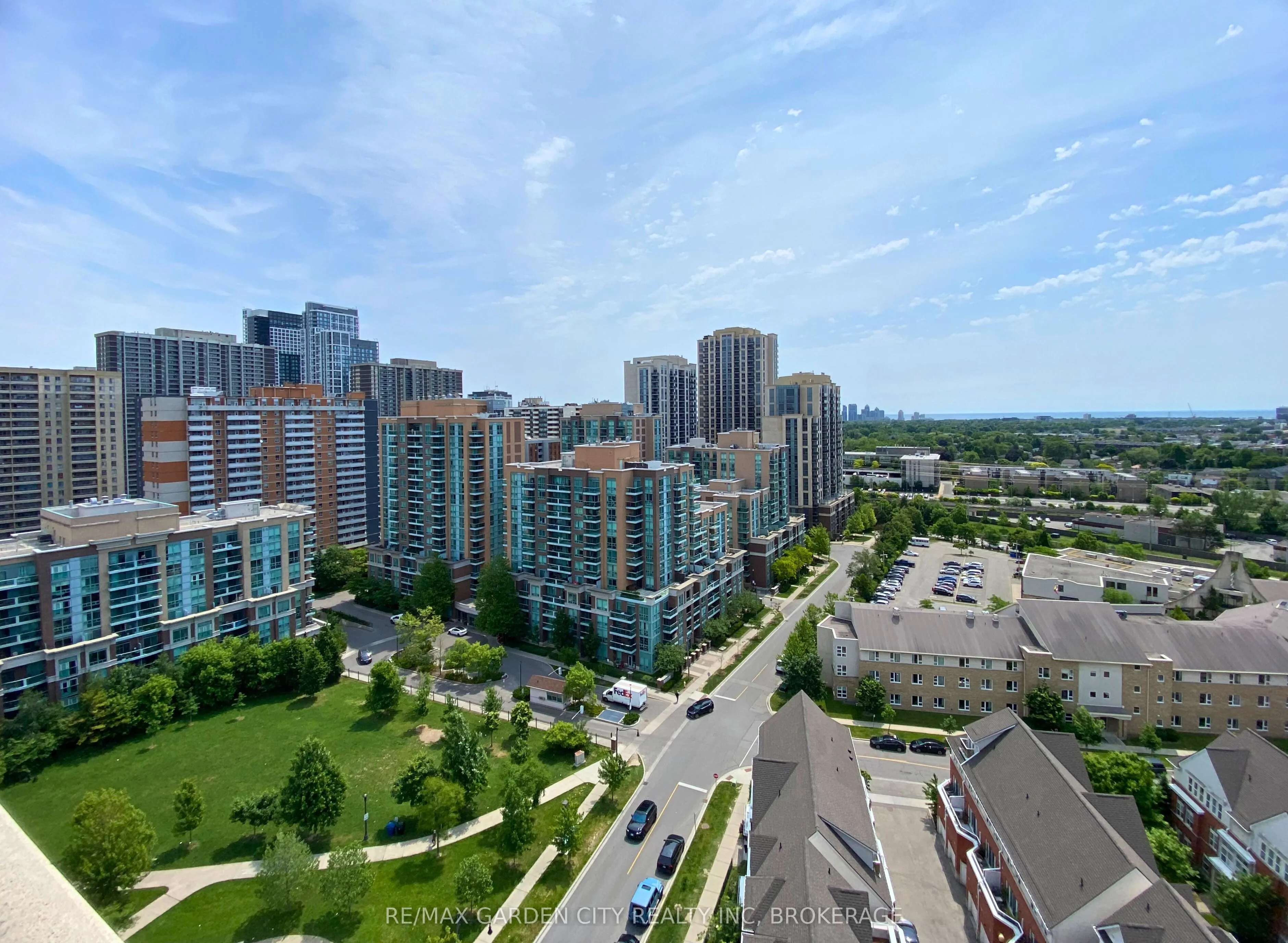 5101 Dundas Street W, #1402