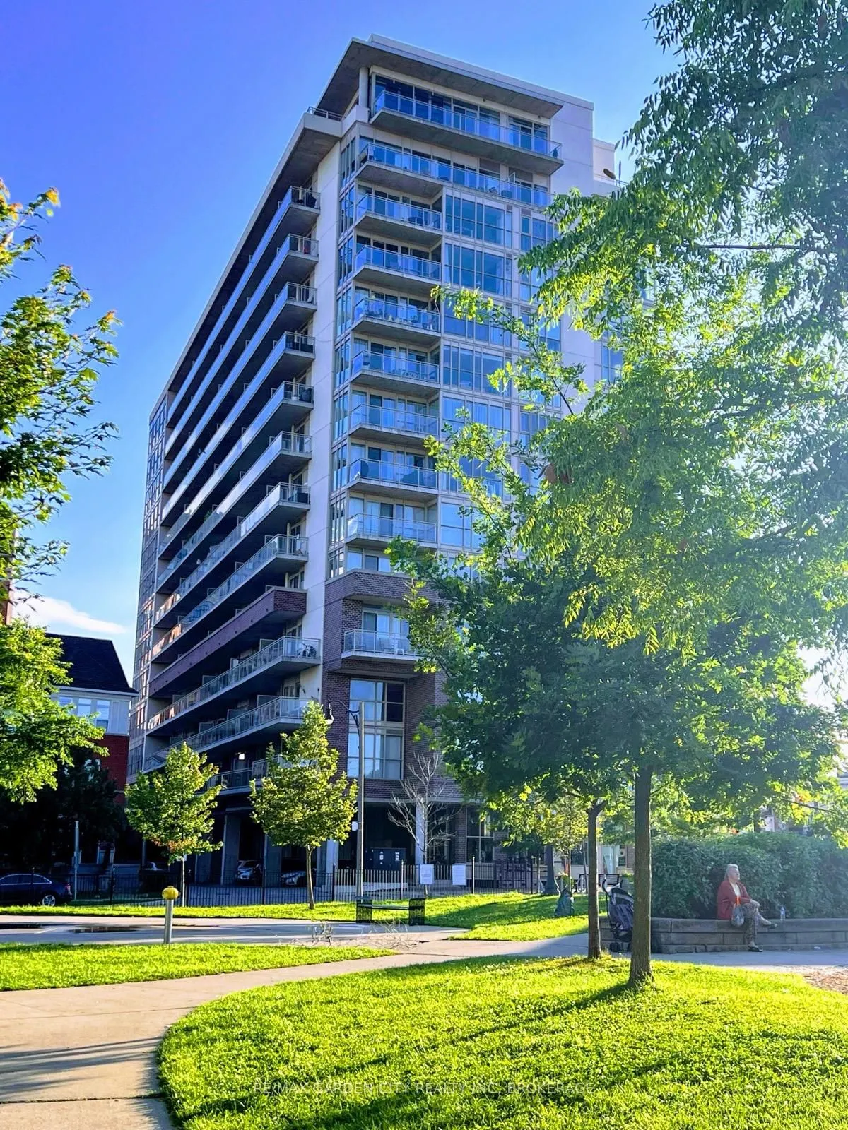 5101 Dundas Street W, #1402