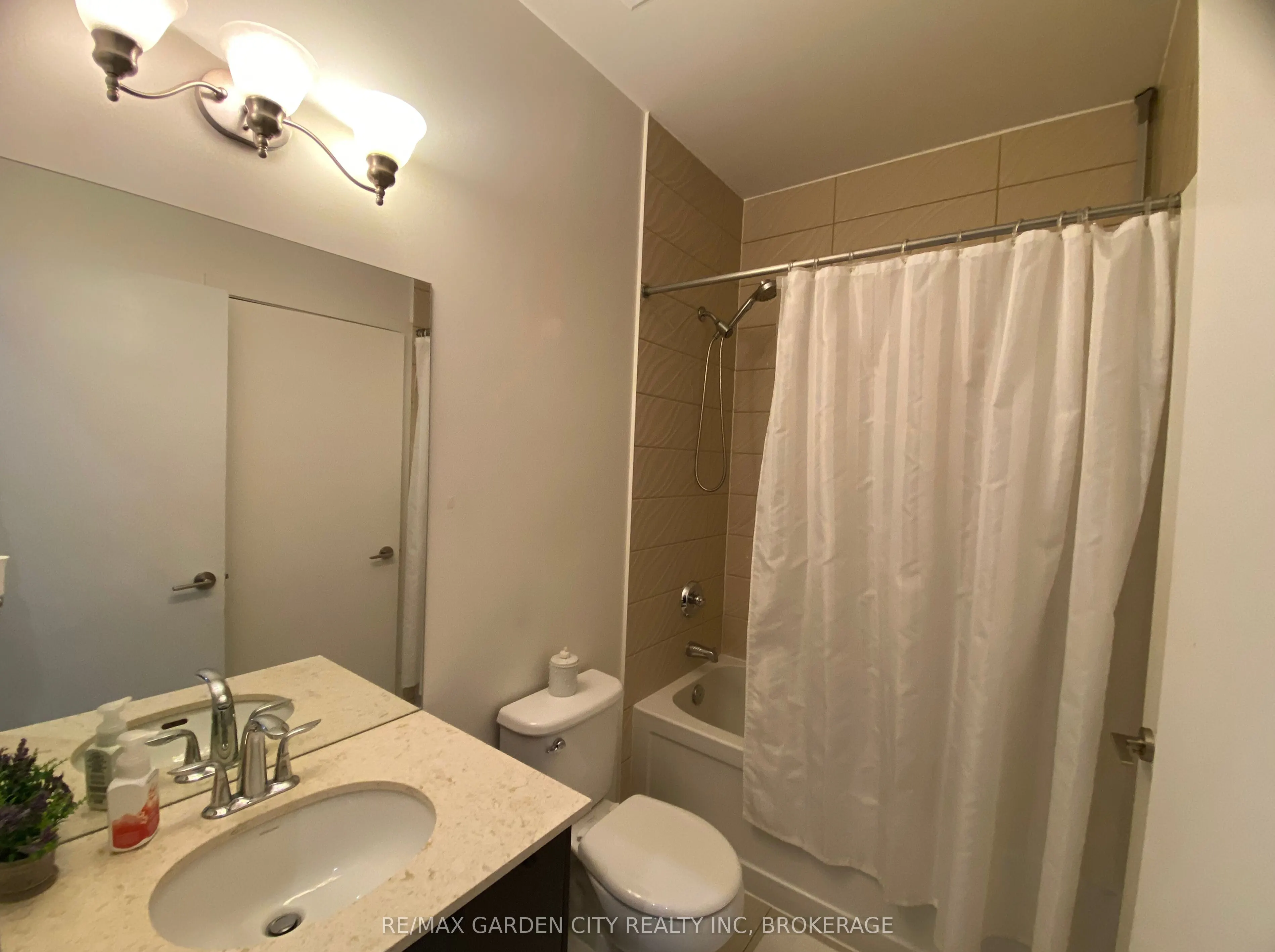 5101 Dundas Street W, #1402