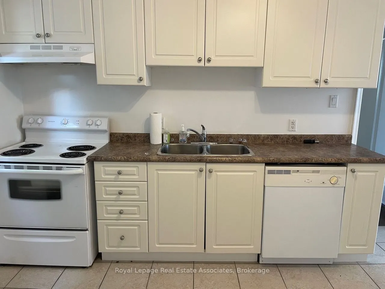 43 Broadview Avenue