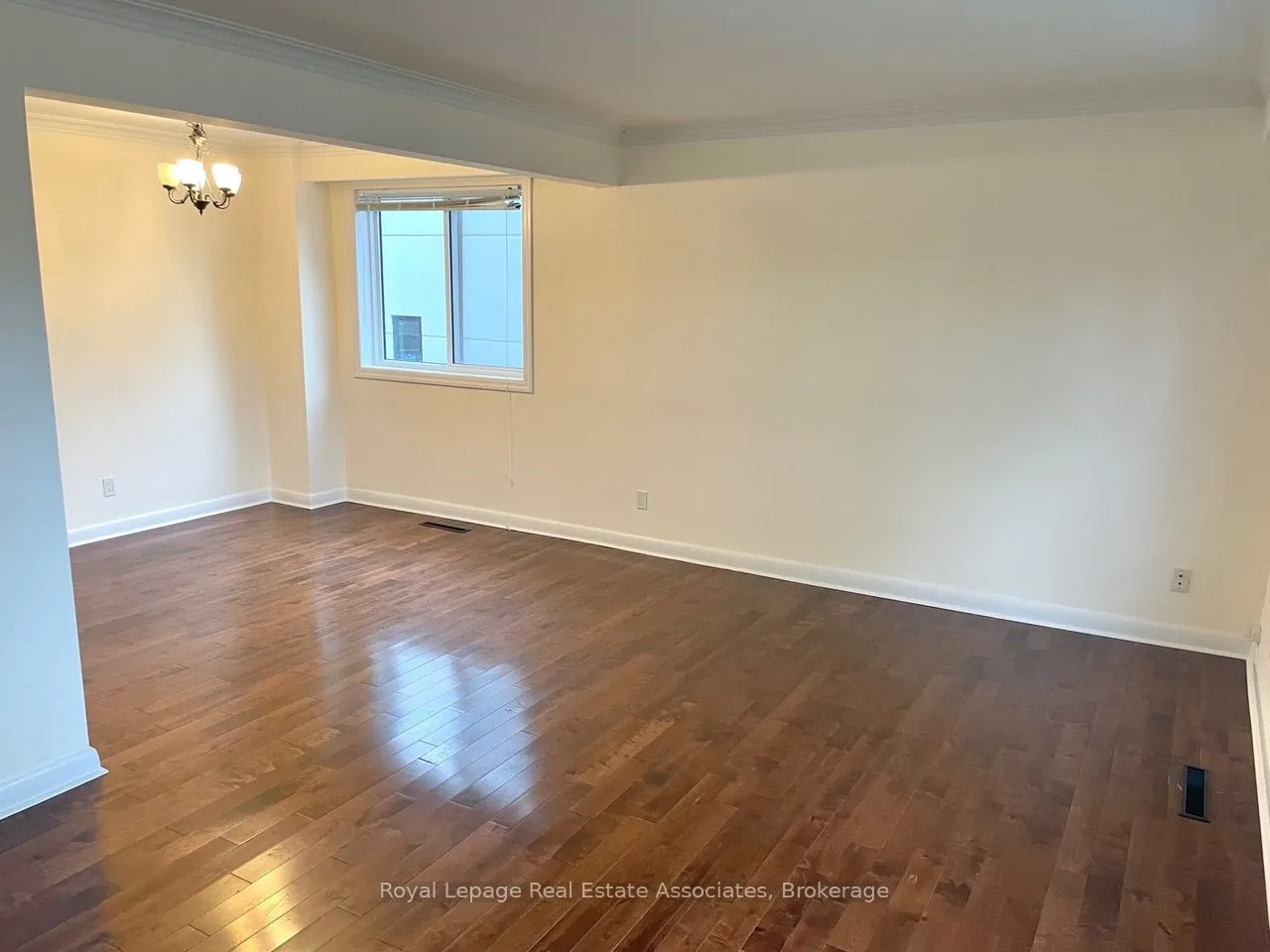 43 Broadview Avenue