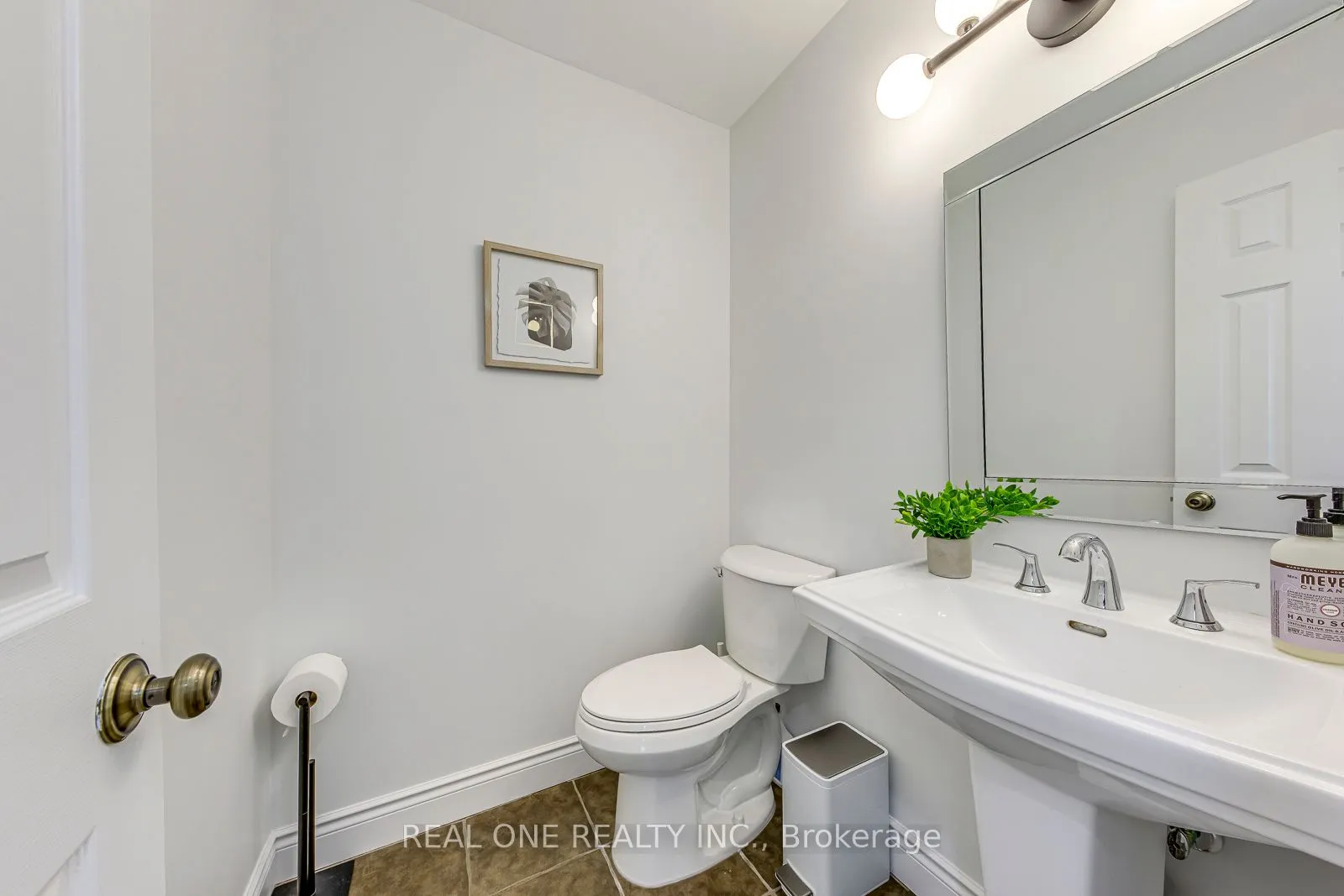 2075 Banbury Crescent