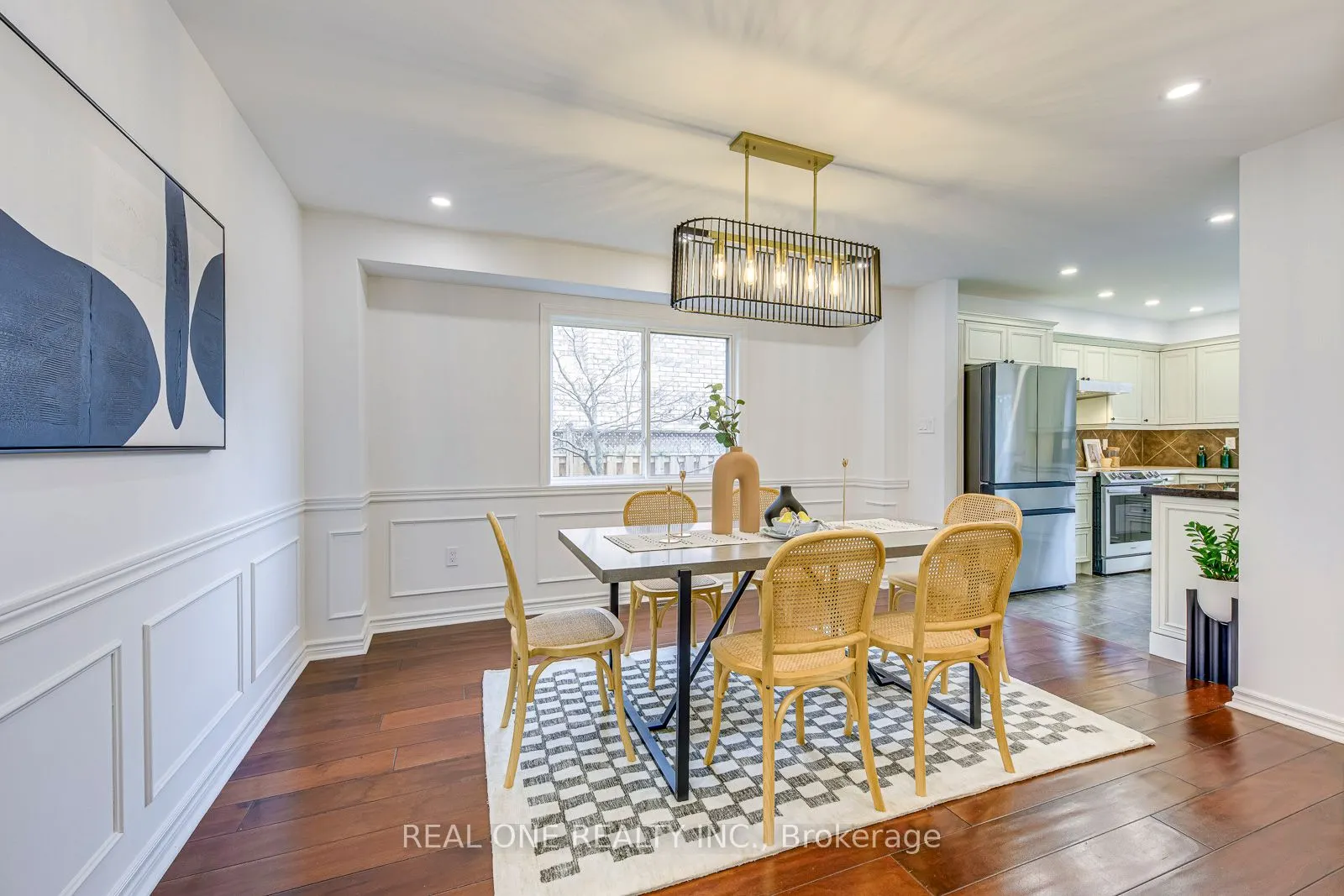 2075 Banbury Crescent