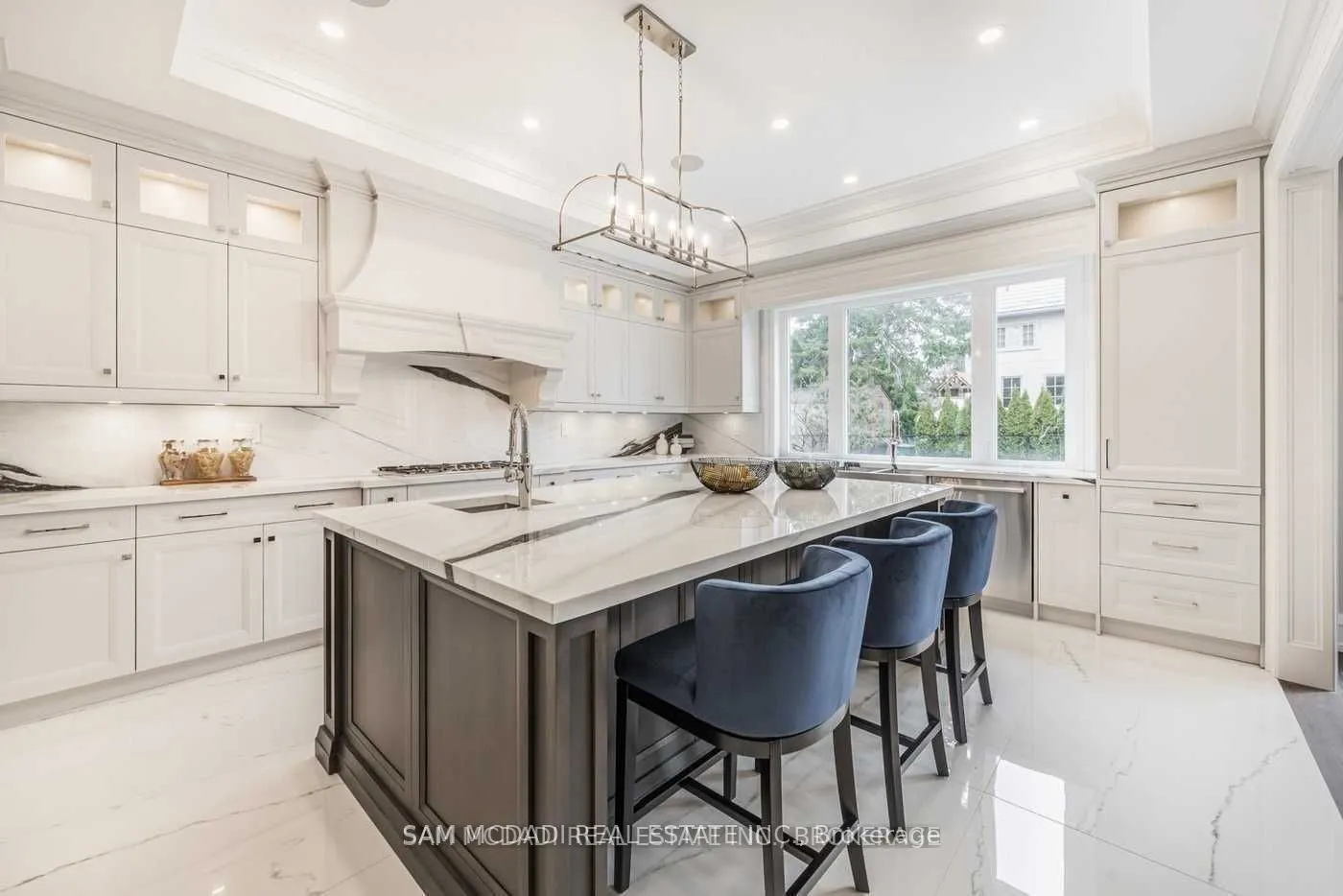 577 Indian Road