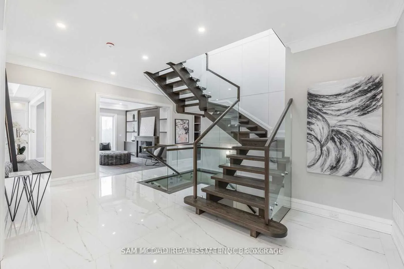 577 Indian Road
