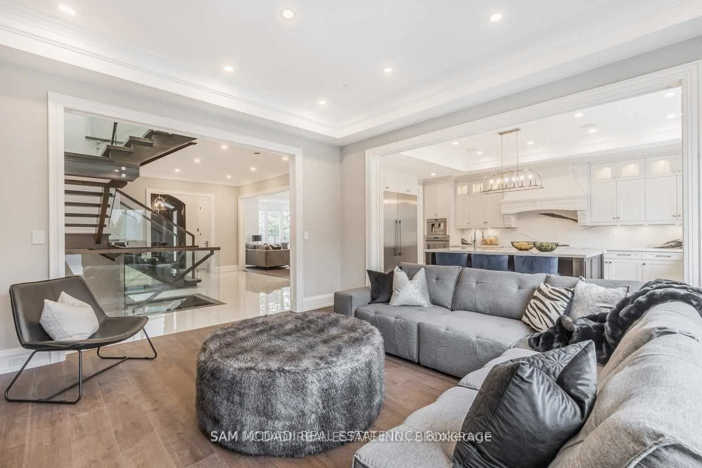 577 Indian Road