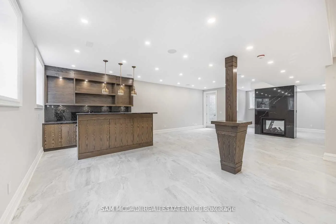 577 Indian Road