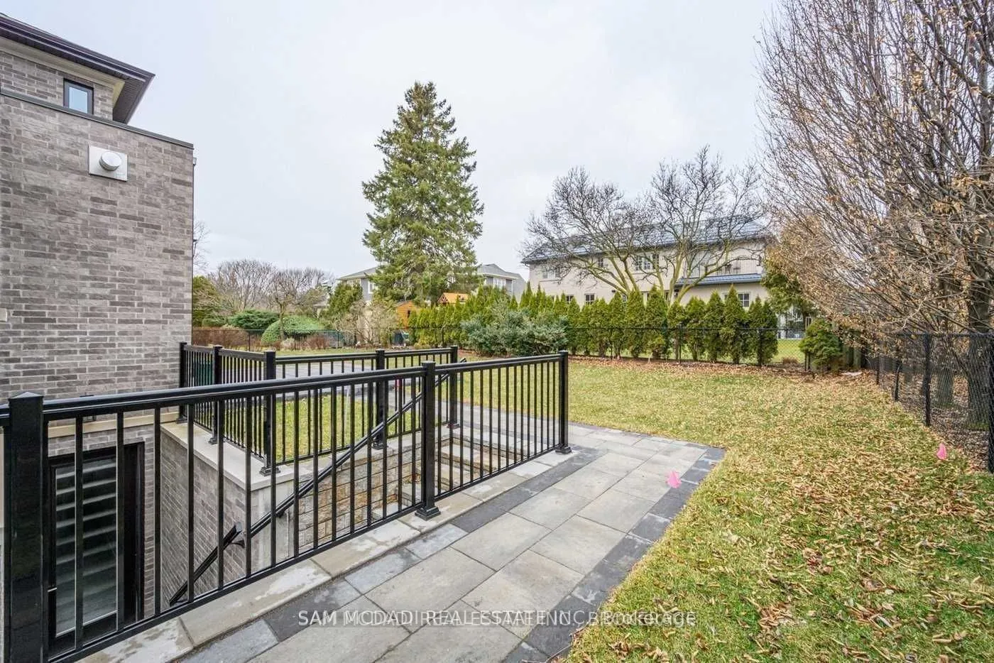 577 Indian Road