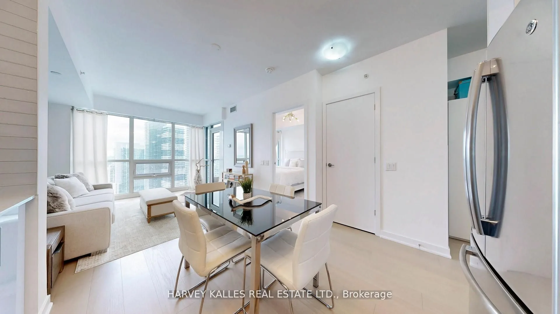 2200 Lake Shore Boulevard W, #4008