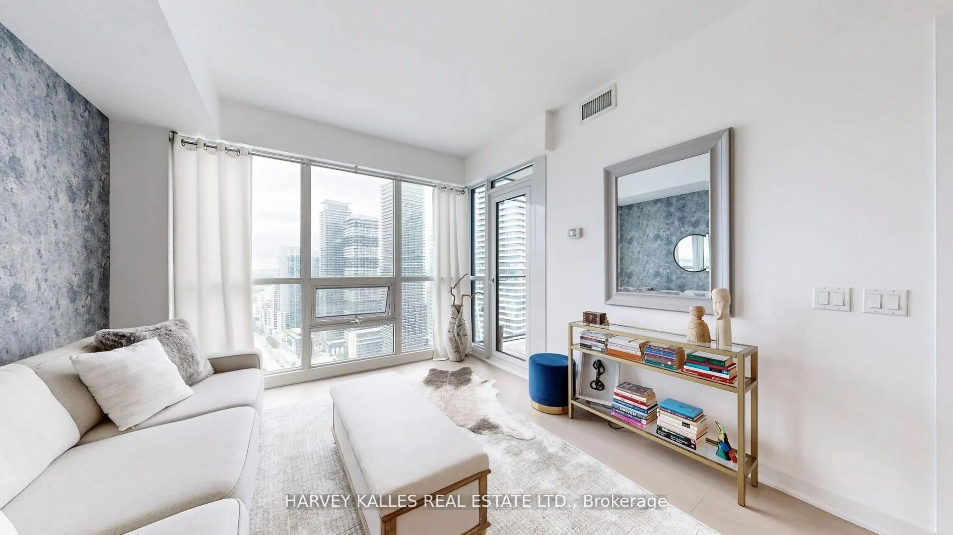 2200 Lake Shore Boulevard W, #4008