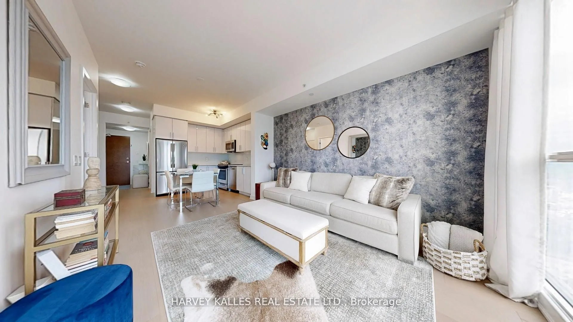 2200 Lake Shore Boulevard W, #4008