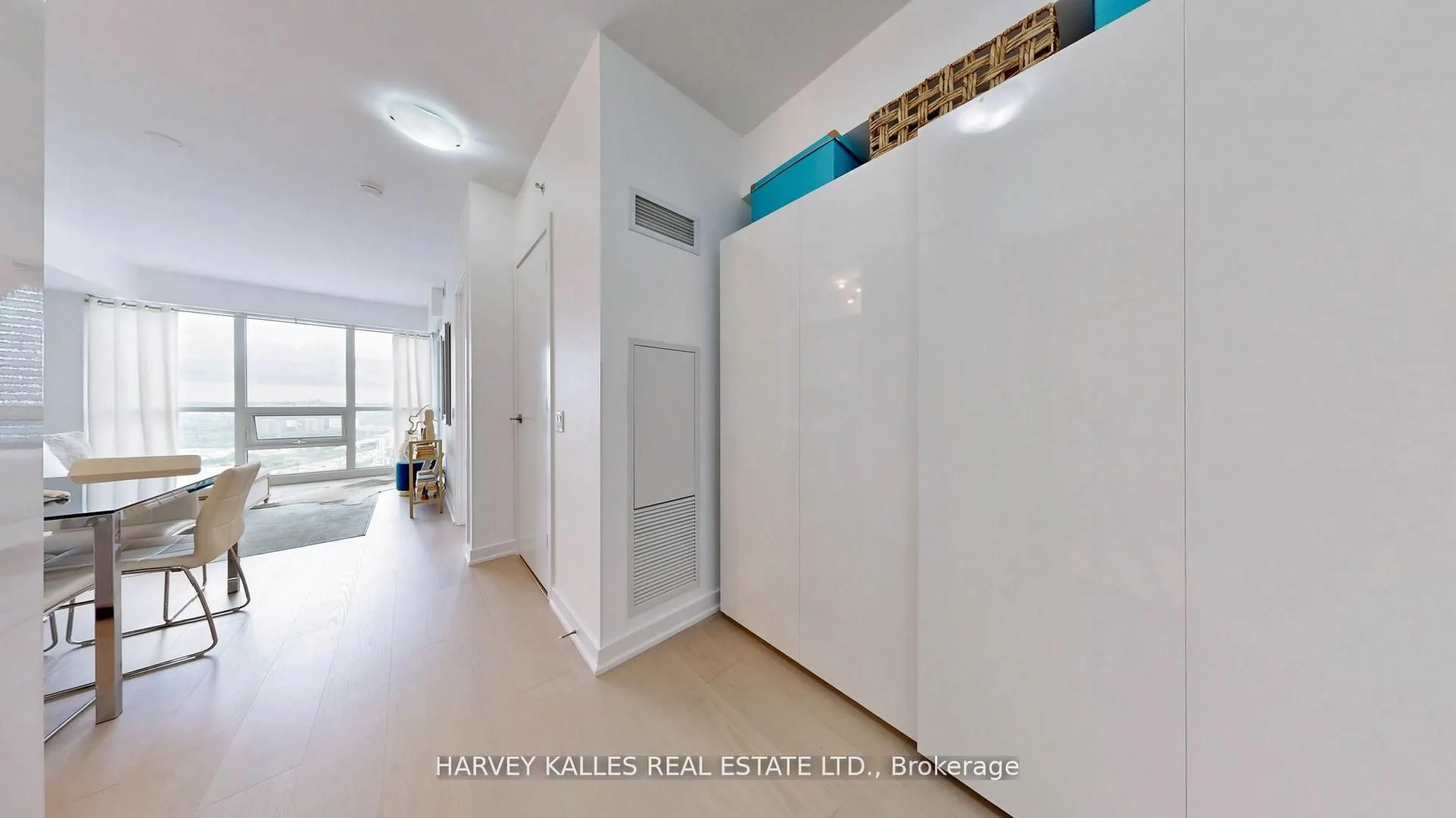 2200 Lake Shore Boulevard W, #4008