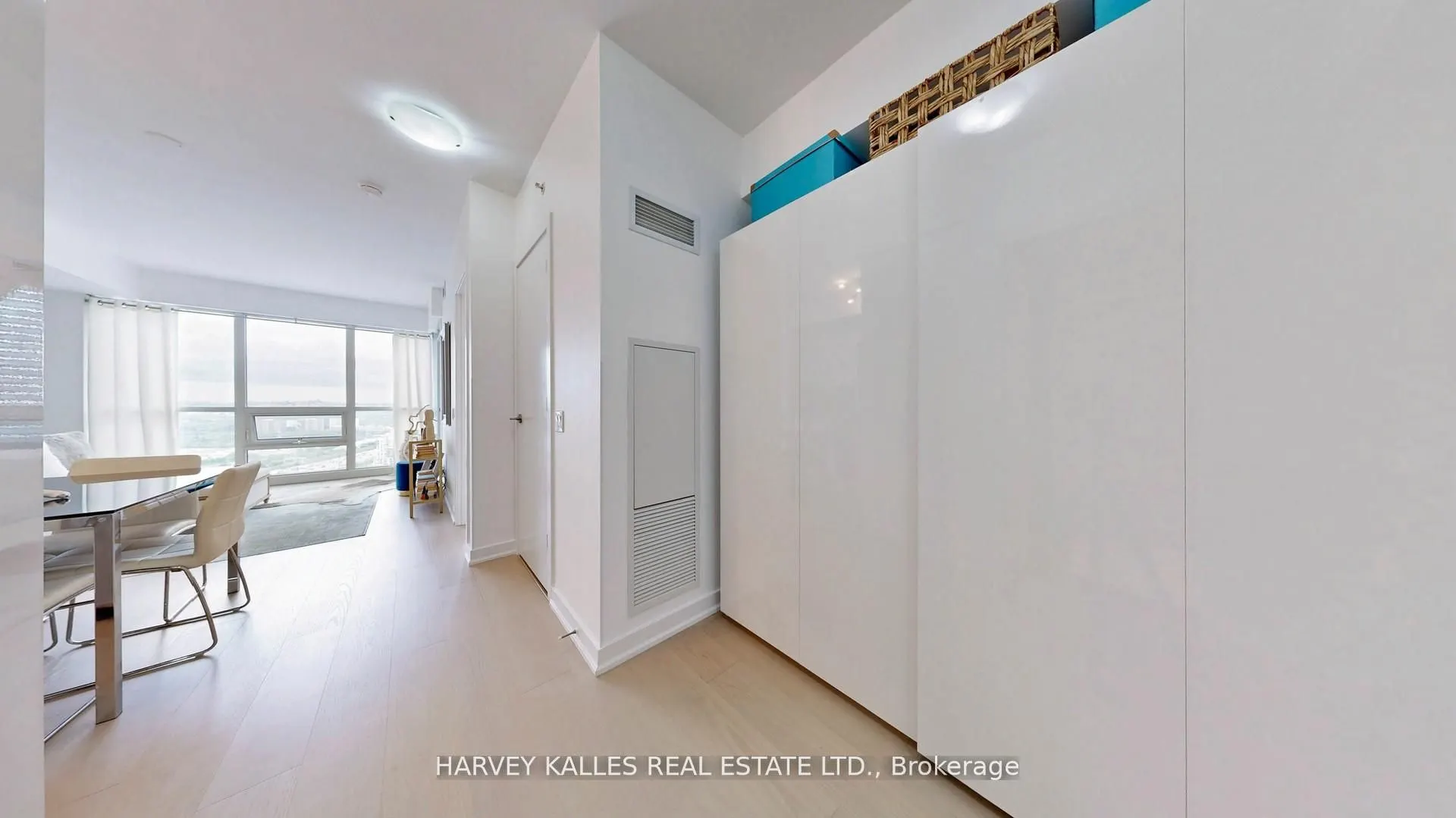 2200 Lake Shore Boulevard W, #4008