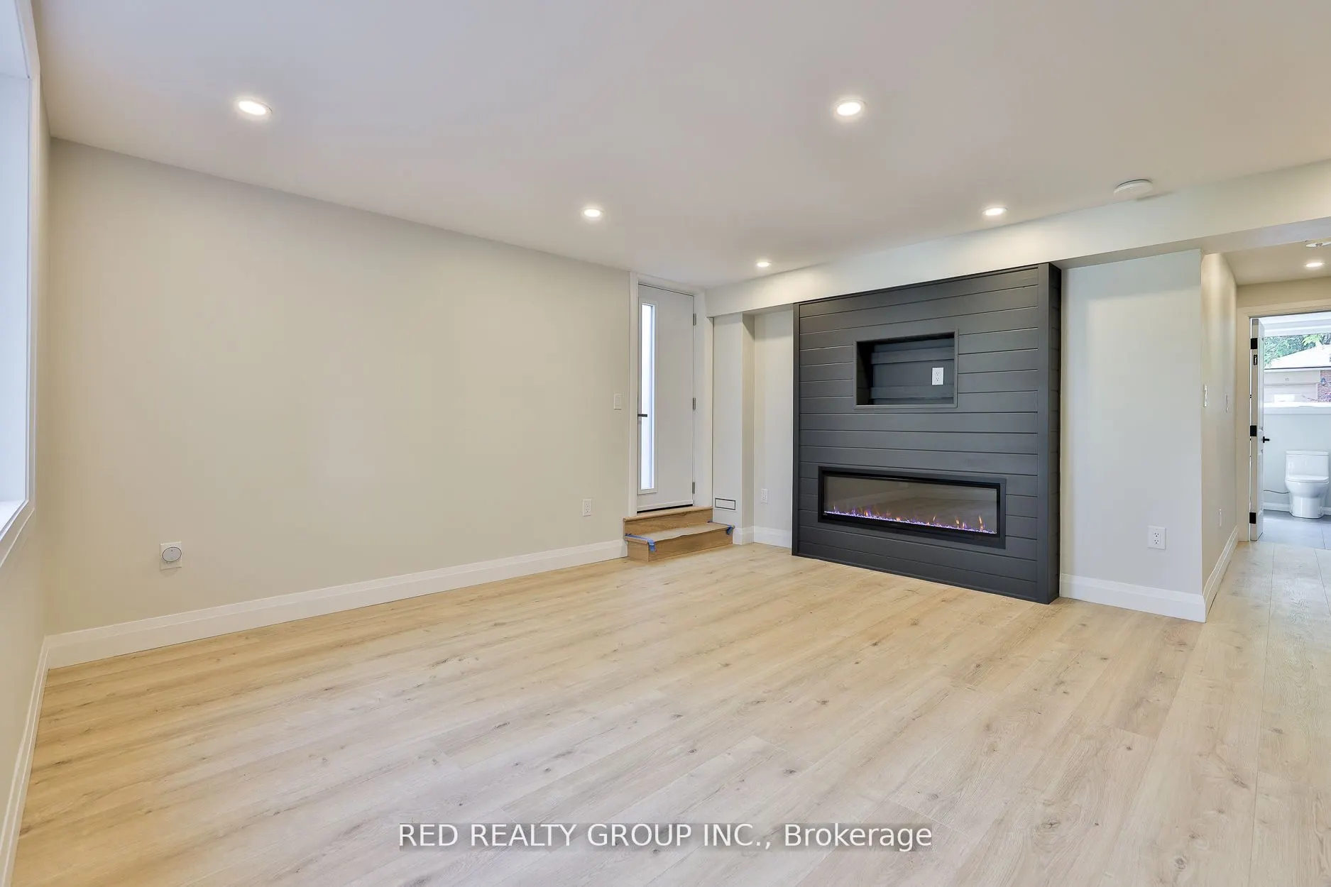 14 Calais Avenue, #Bsmt