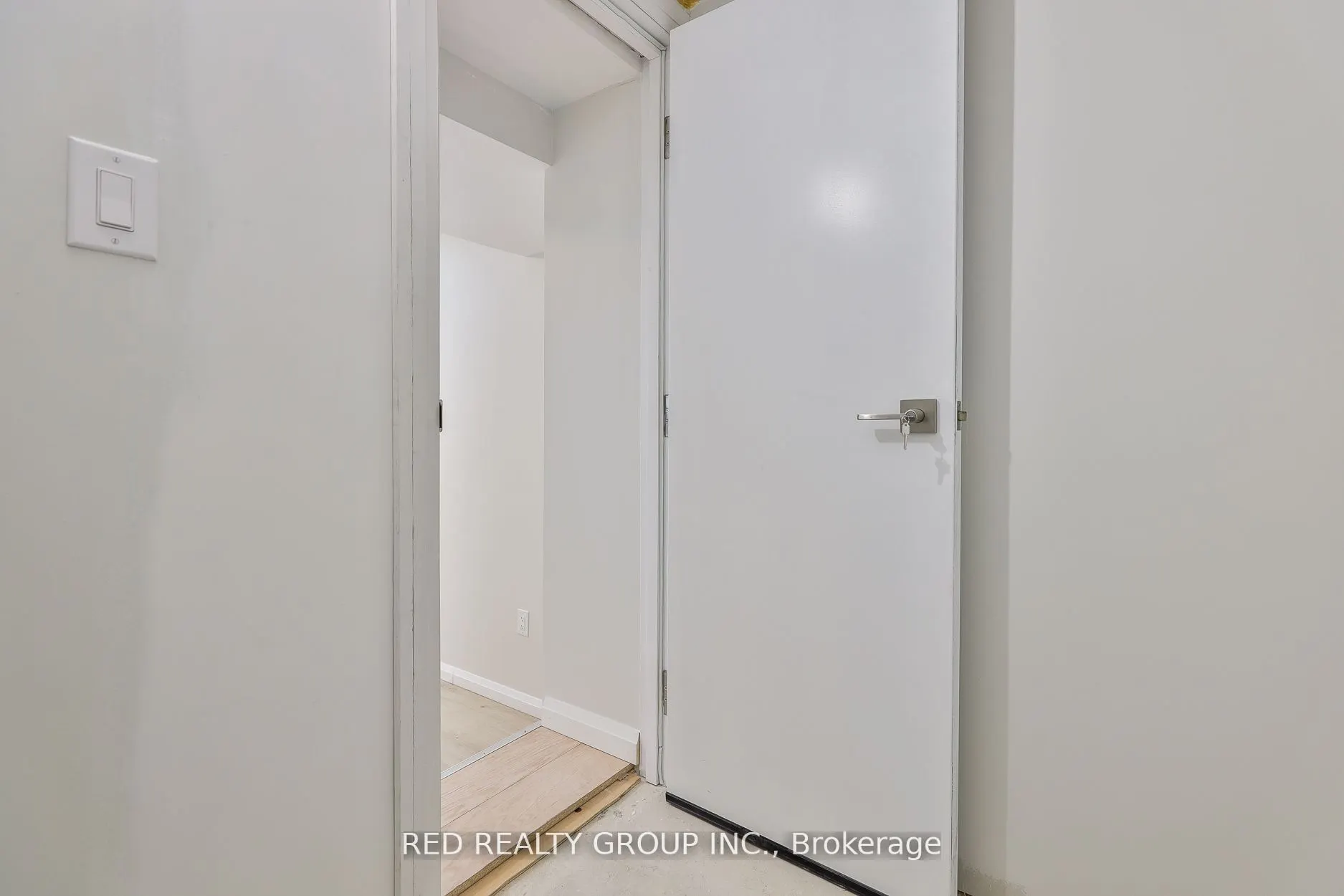 14 Calais Avenue, #Bsmt