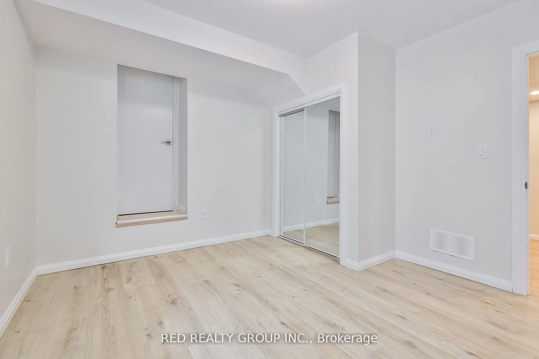 14 Calais Avenue, #Bsmt