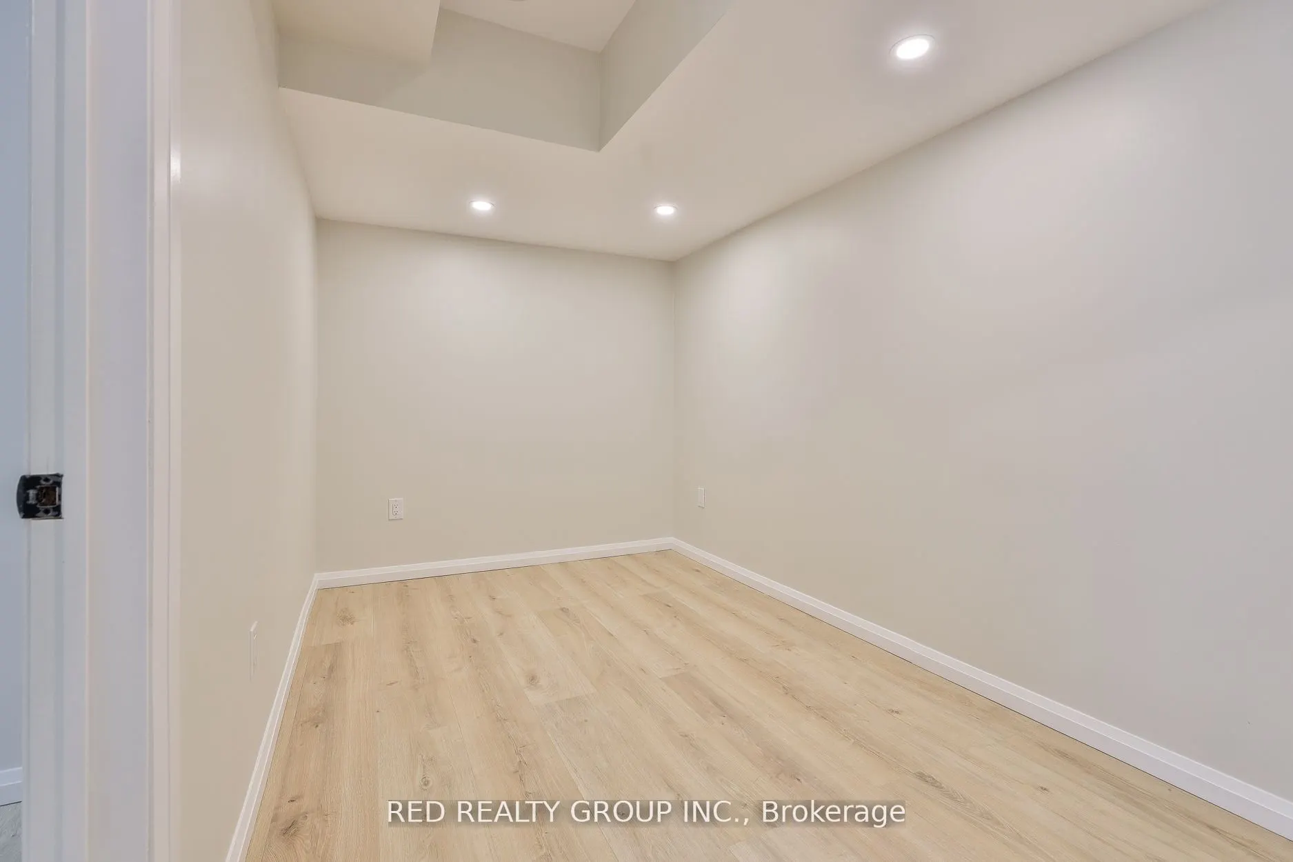 14 Calais Avenue, #Bsmt