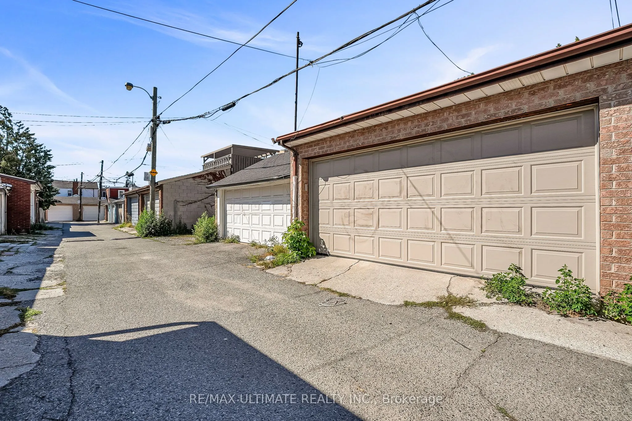 963 Lansdowne Avenue