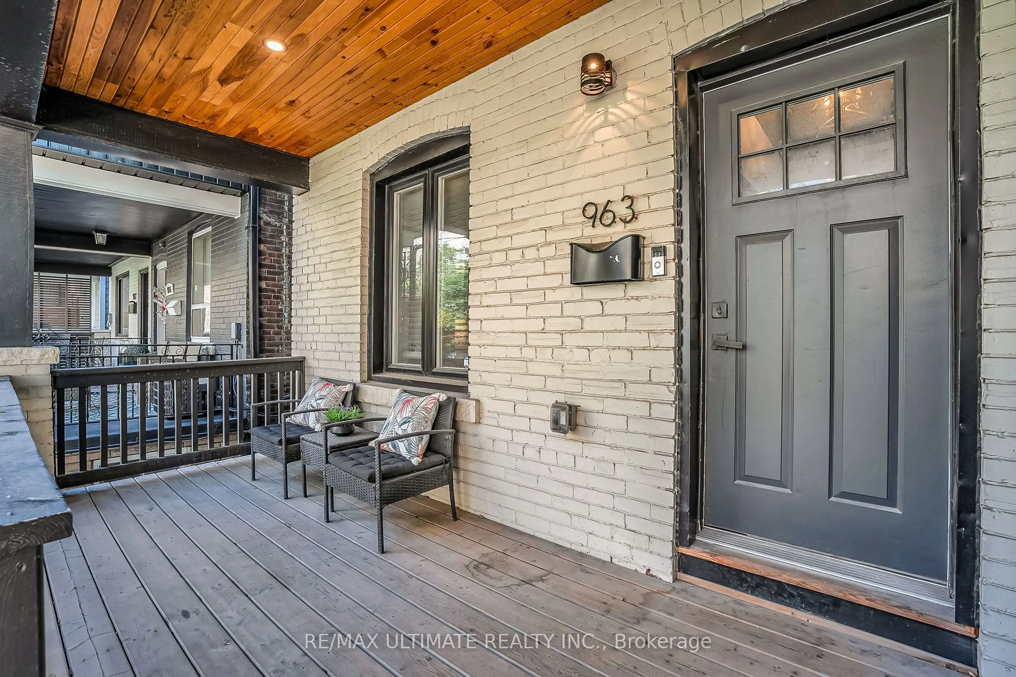 963 Lansdowne Avenue