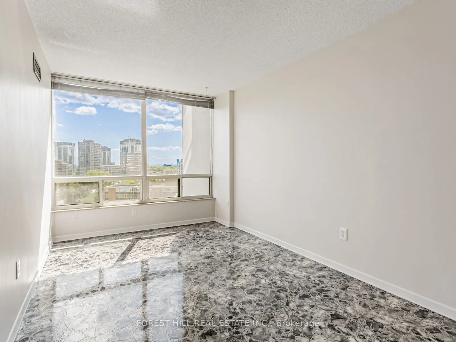1300 Islington Avenue, #1207