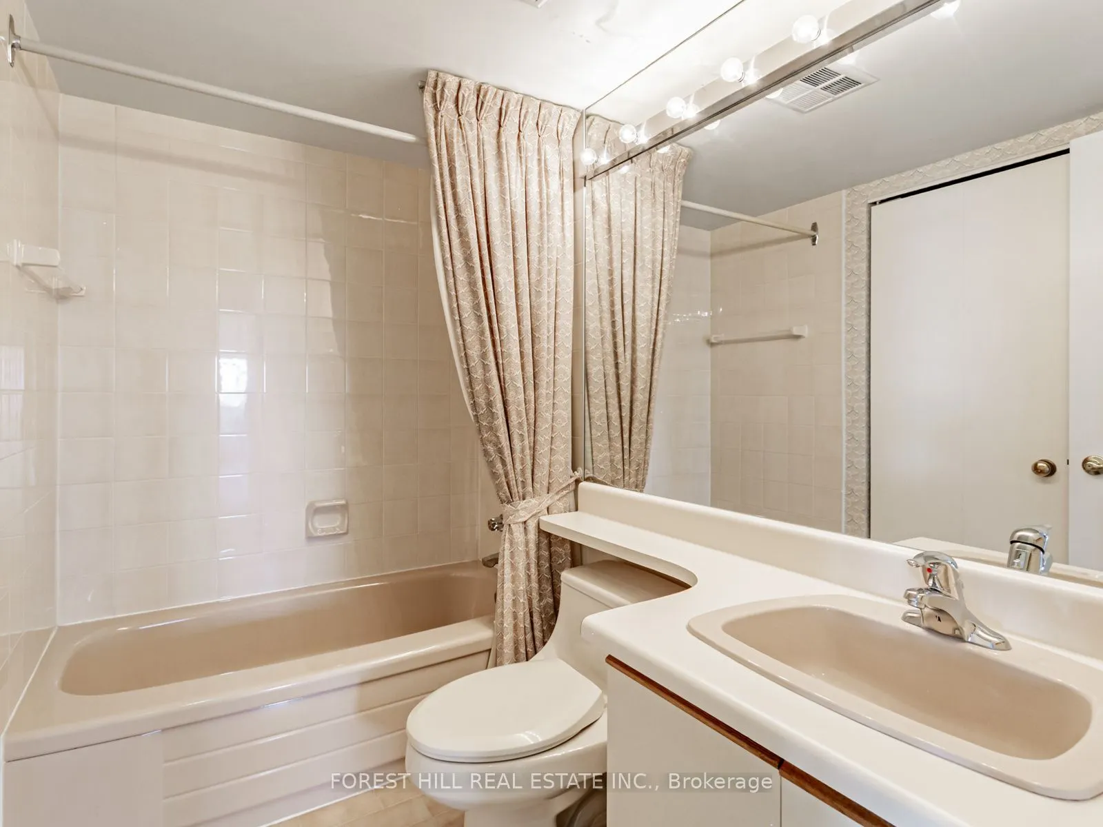 1300 Islington Avenue, #1207