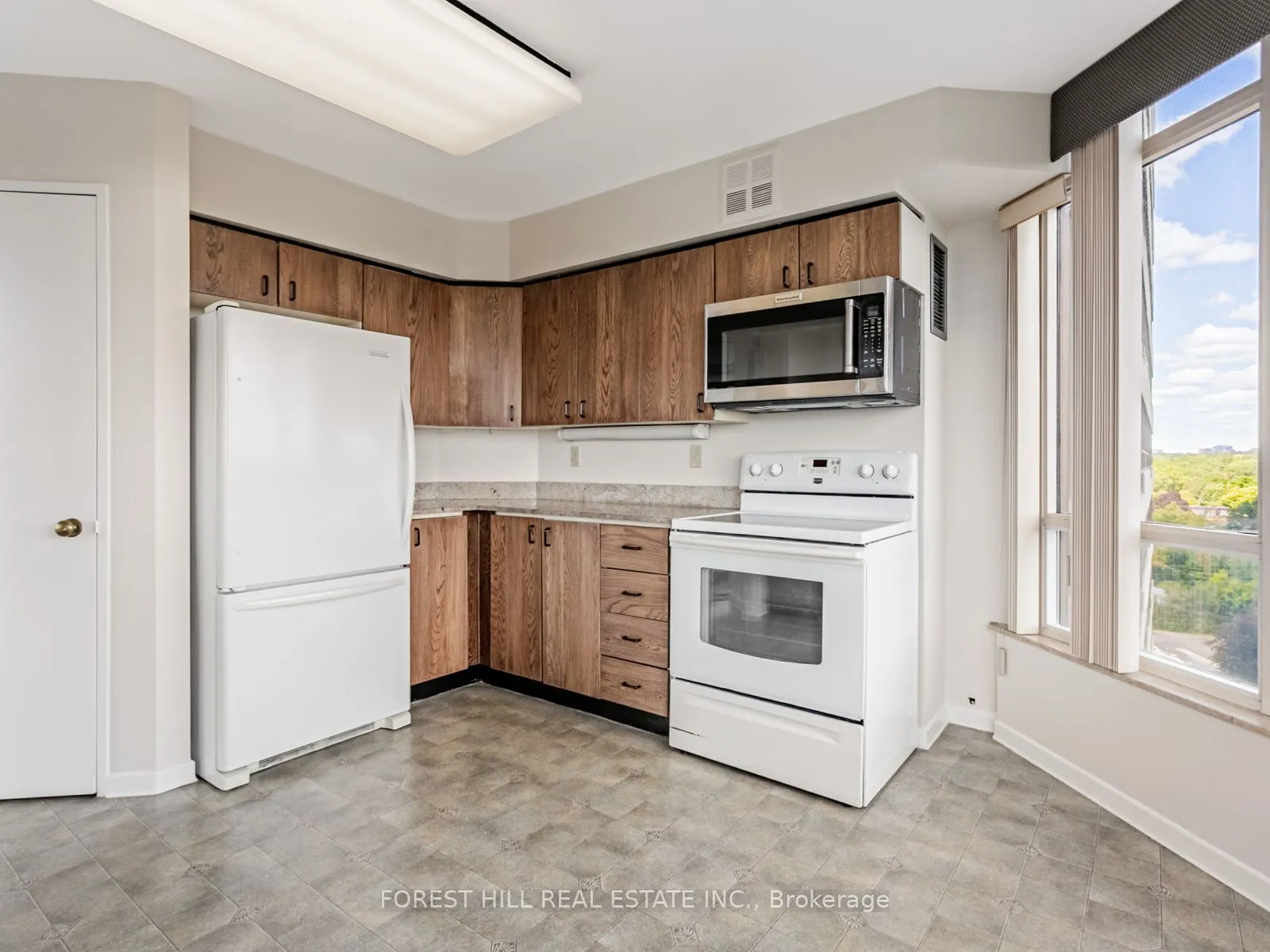 1300 Islington Avenue, #1207
