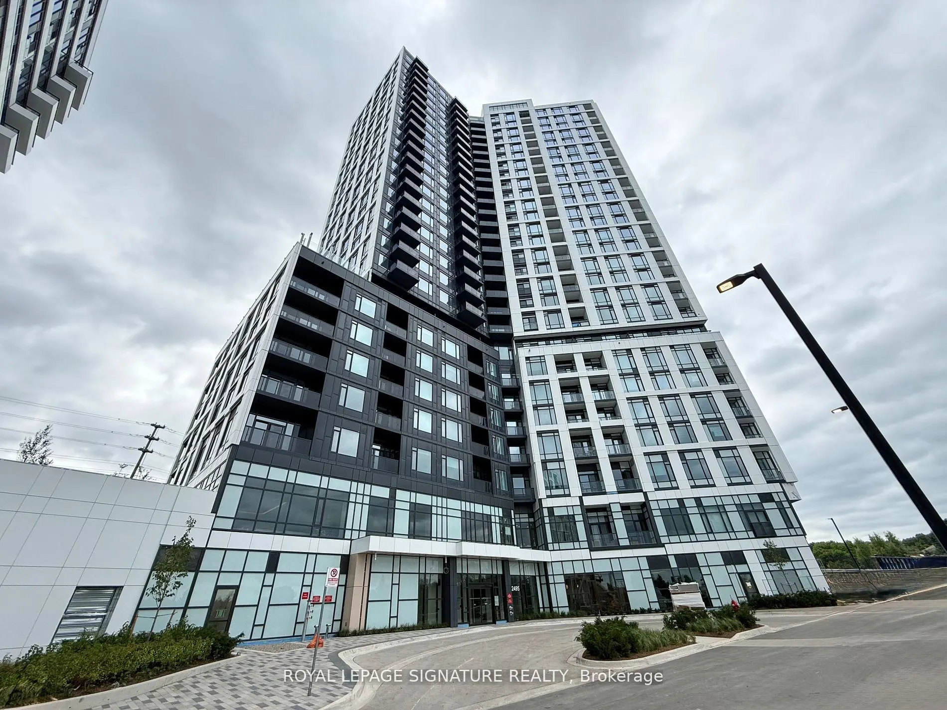 2495 Eglinton Avenue W, #1204