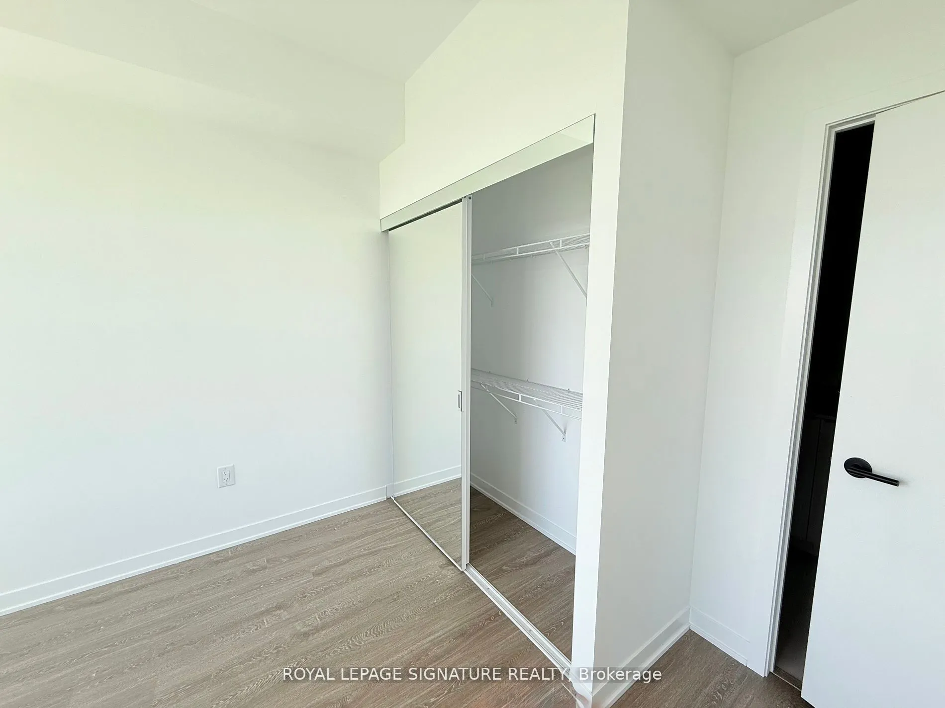 2495 Eglinton Avenue W, #1204