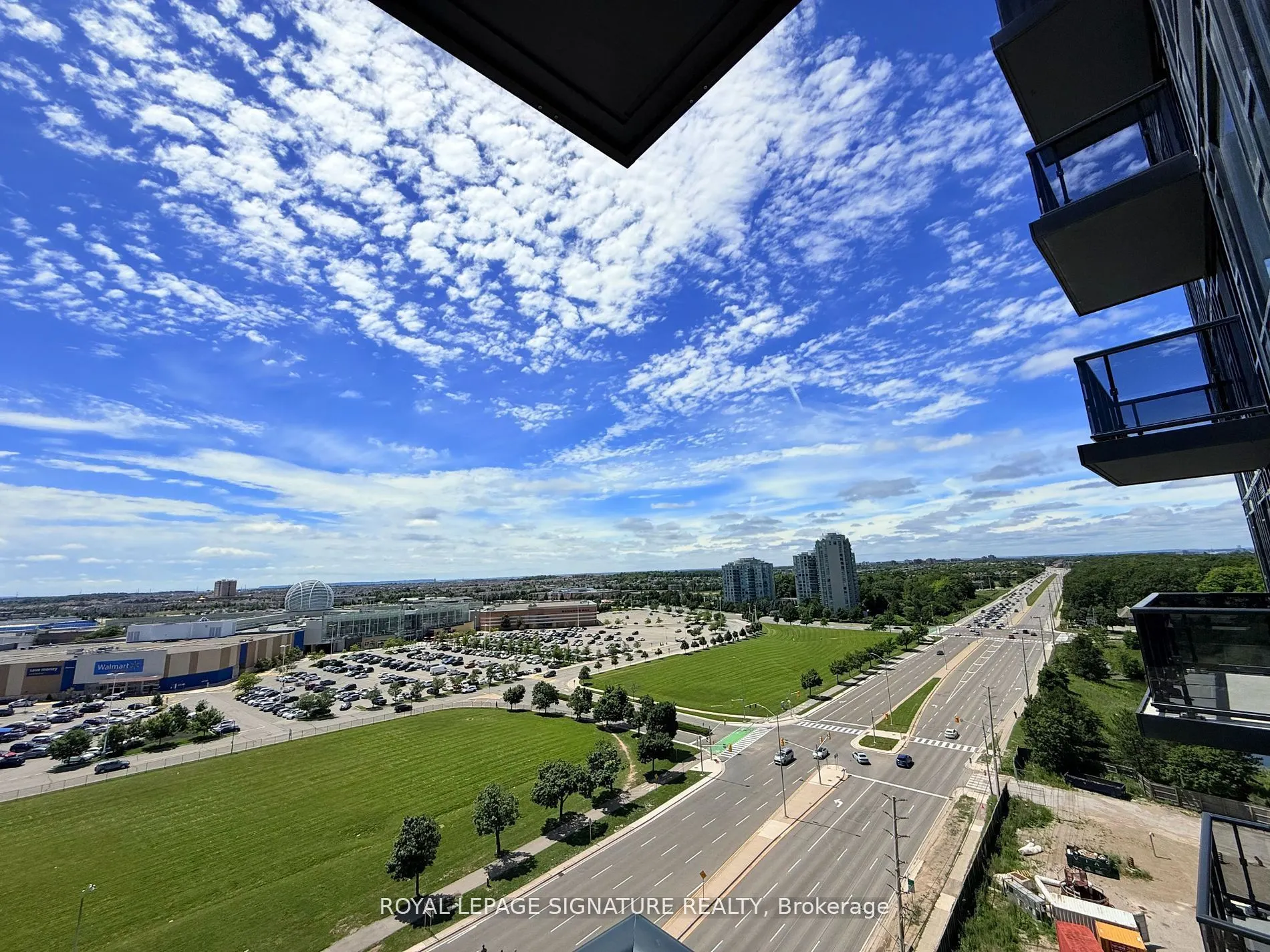 2495 Eglinton Avenue W, #1204