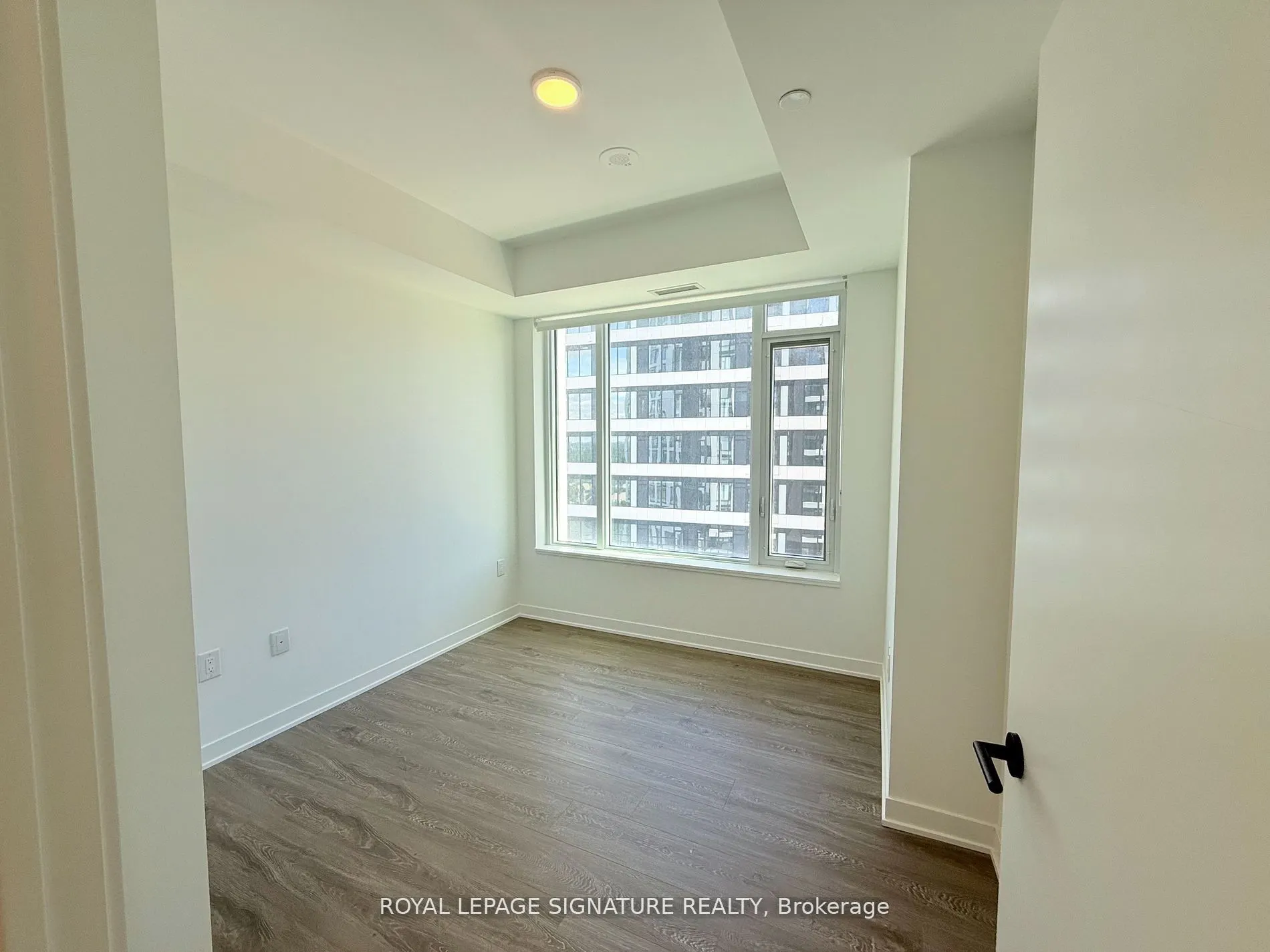 2495 Eglinton Avenue W, #1204