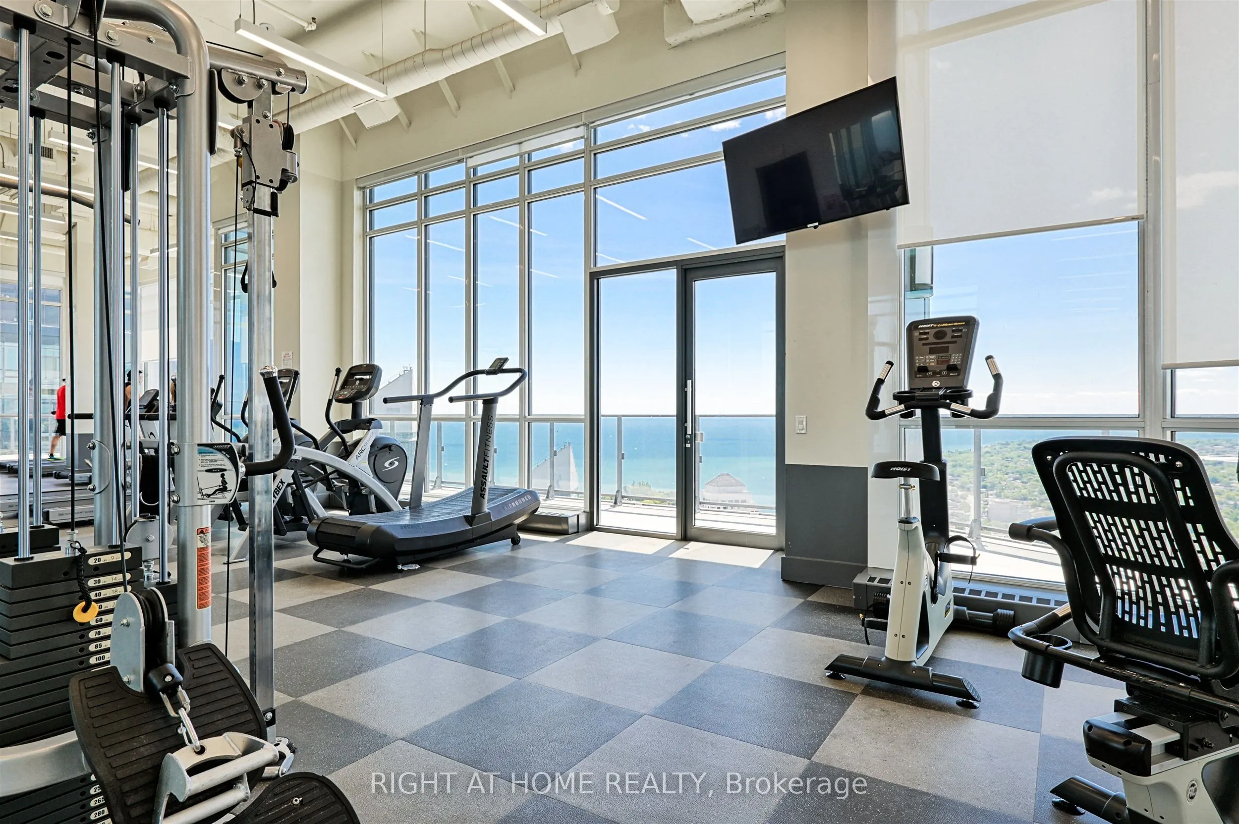 10 Park Lawn Road, #620