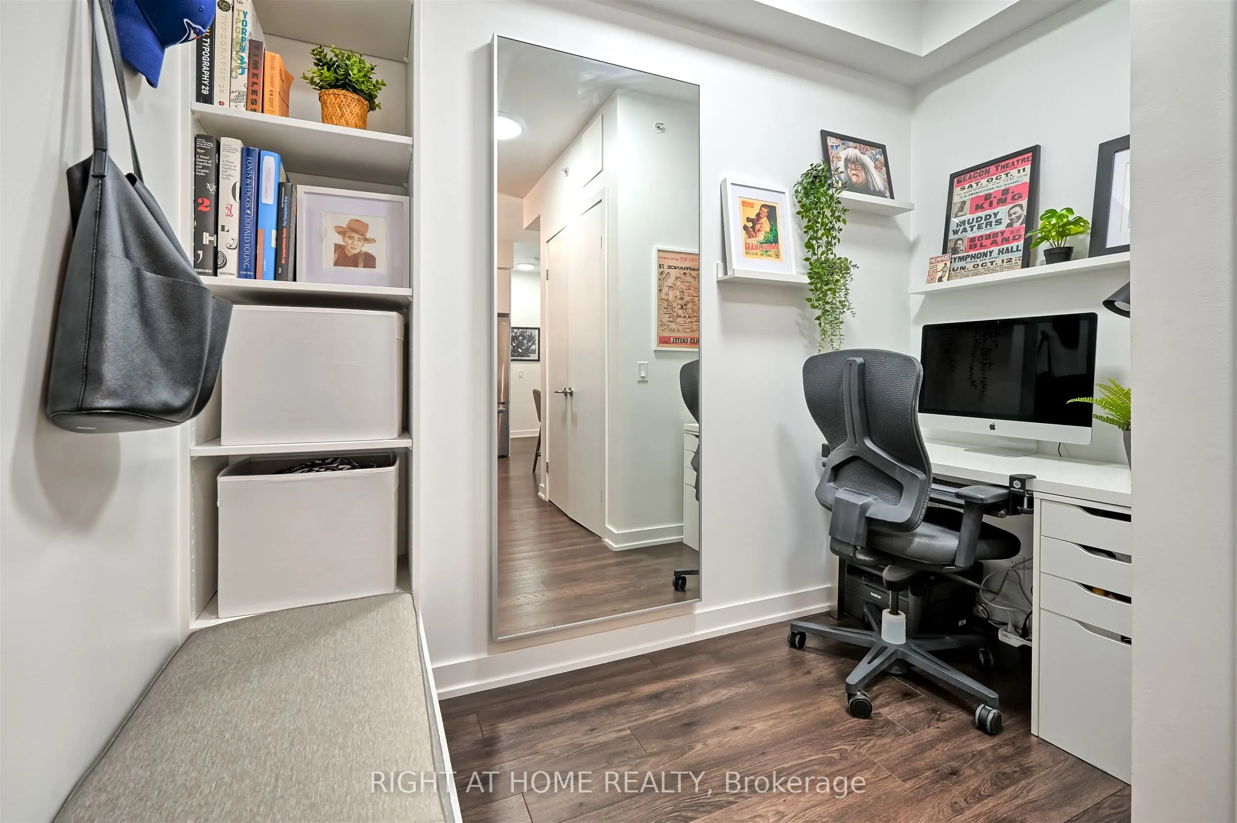 10 Park Lawn Road, #620