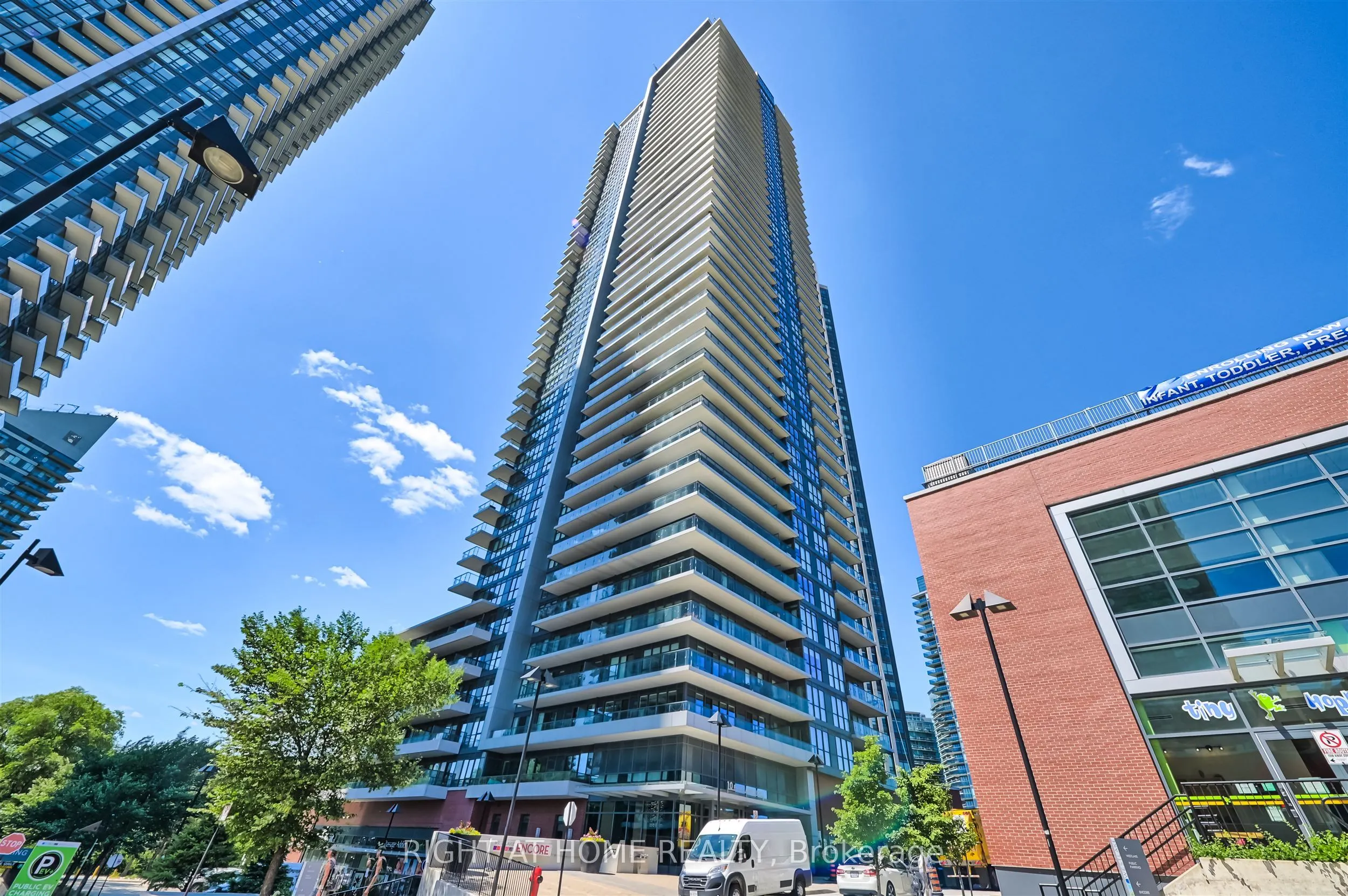 10 Park Lawn Road, #620