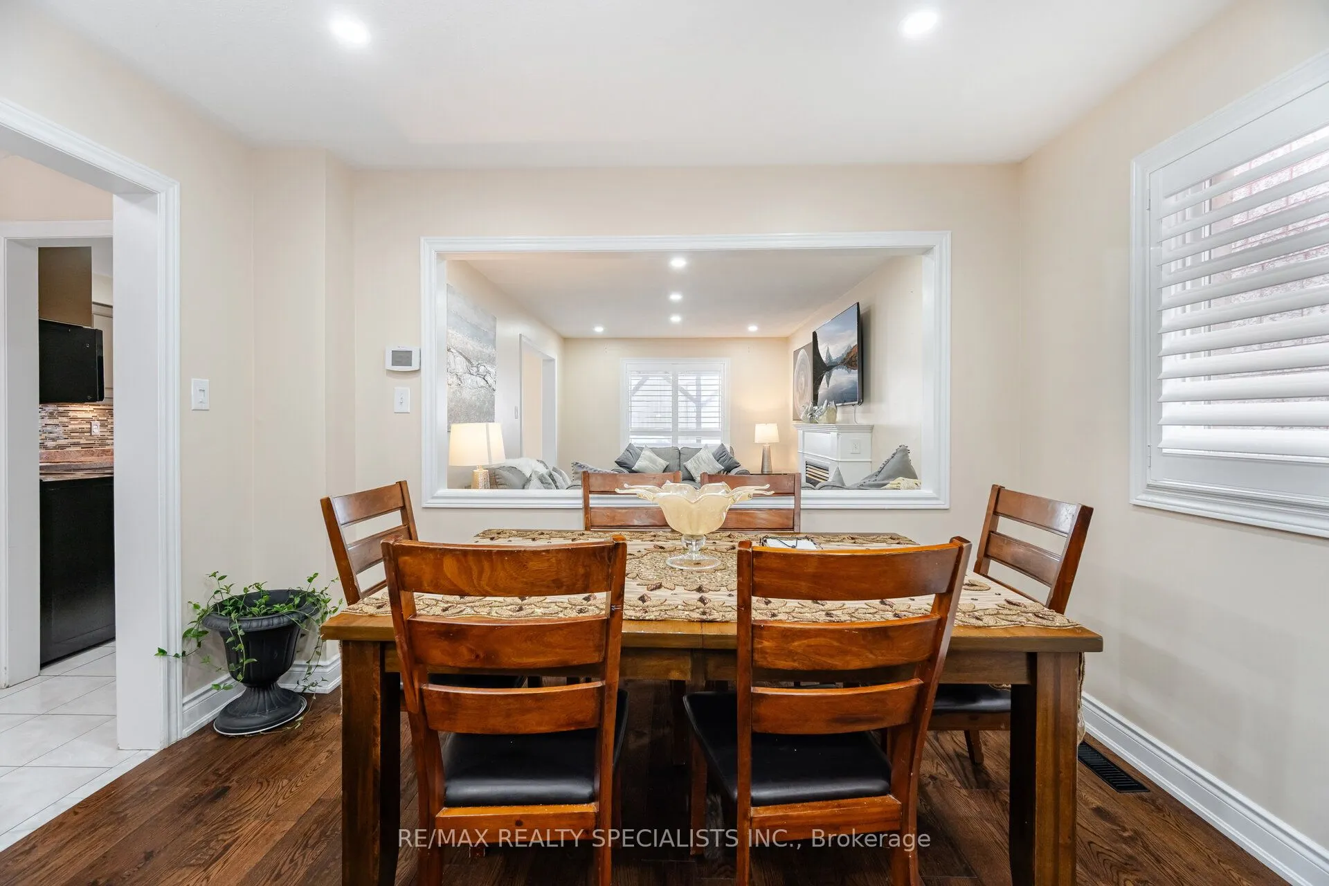55 Golden Eagle Road