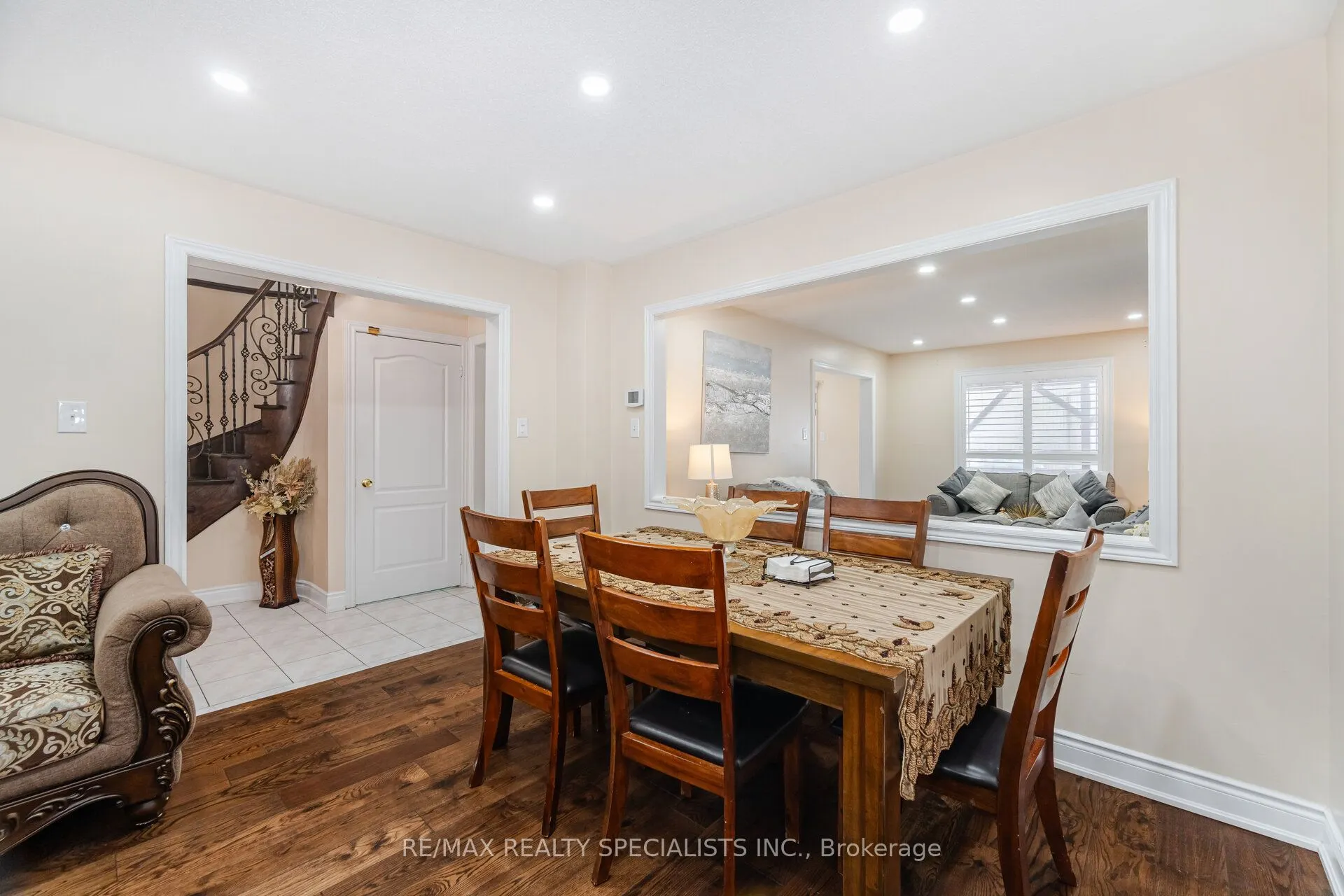 55 Golden Eagle Road