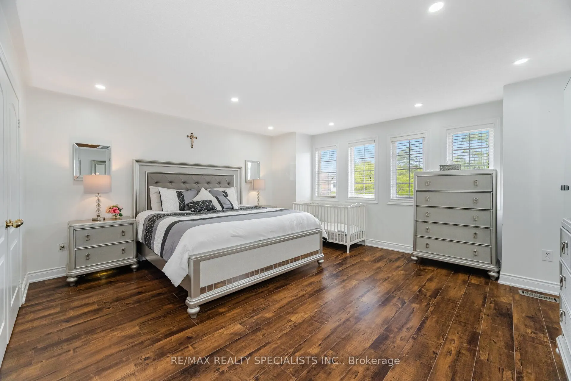 55 Golden Eagle Road