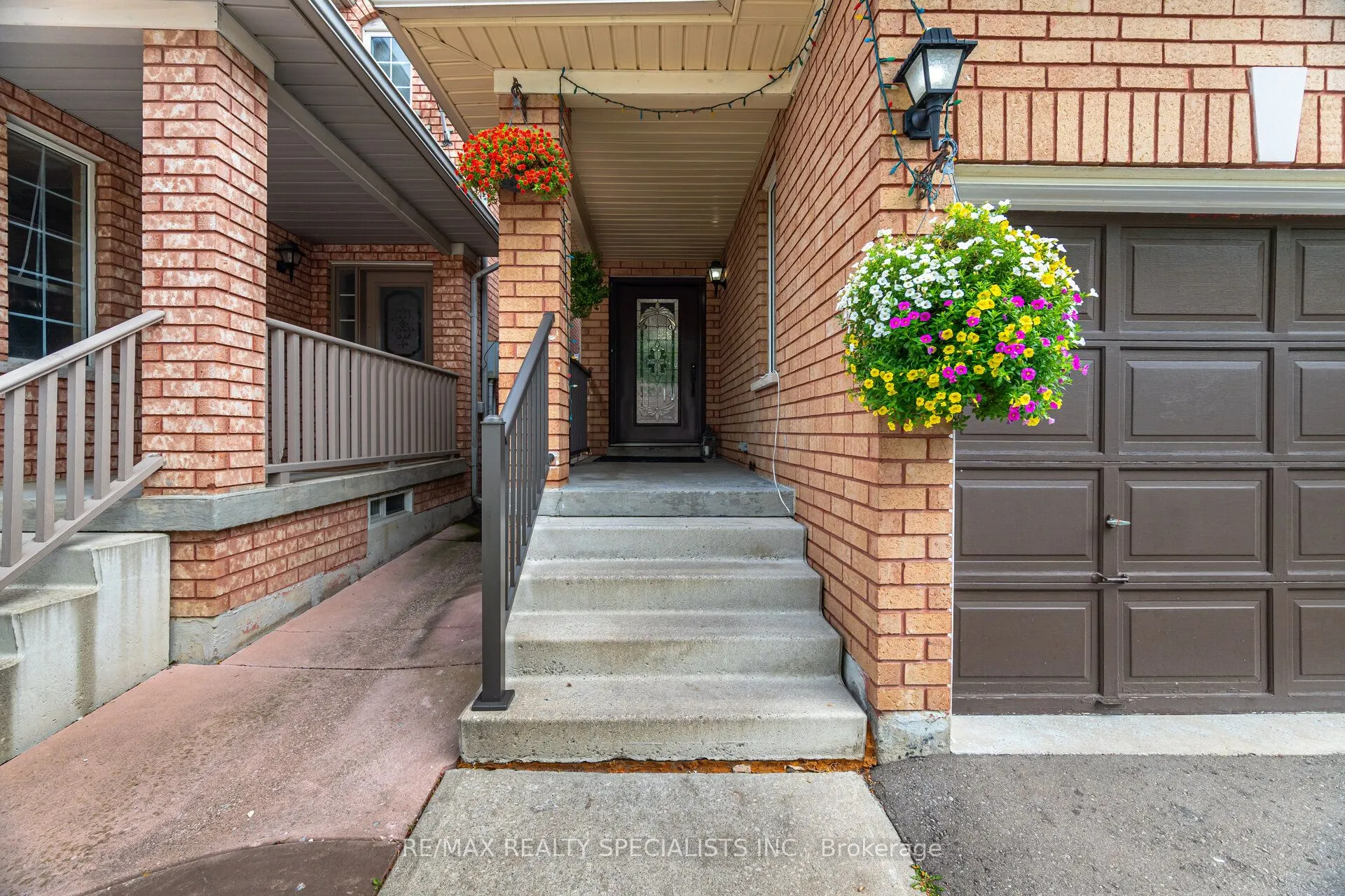 55 Golden Eagle Road