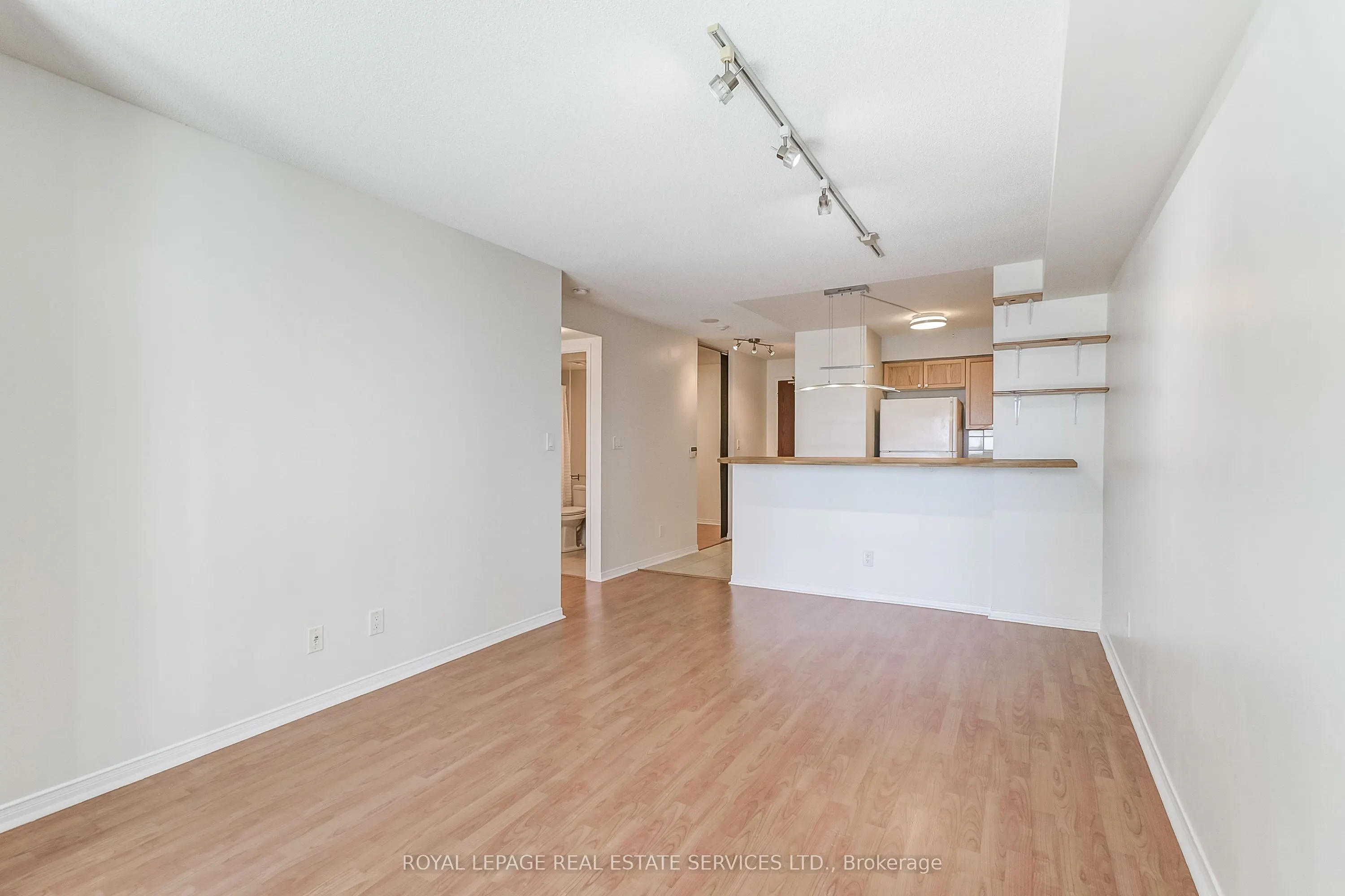 9 Michael Power Place, #1005