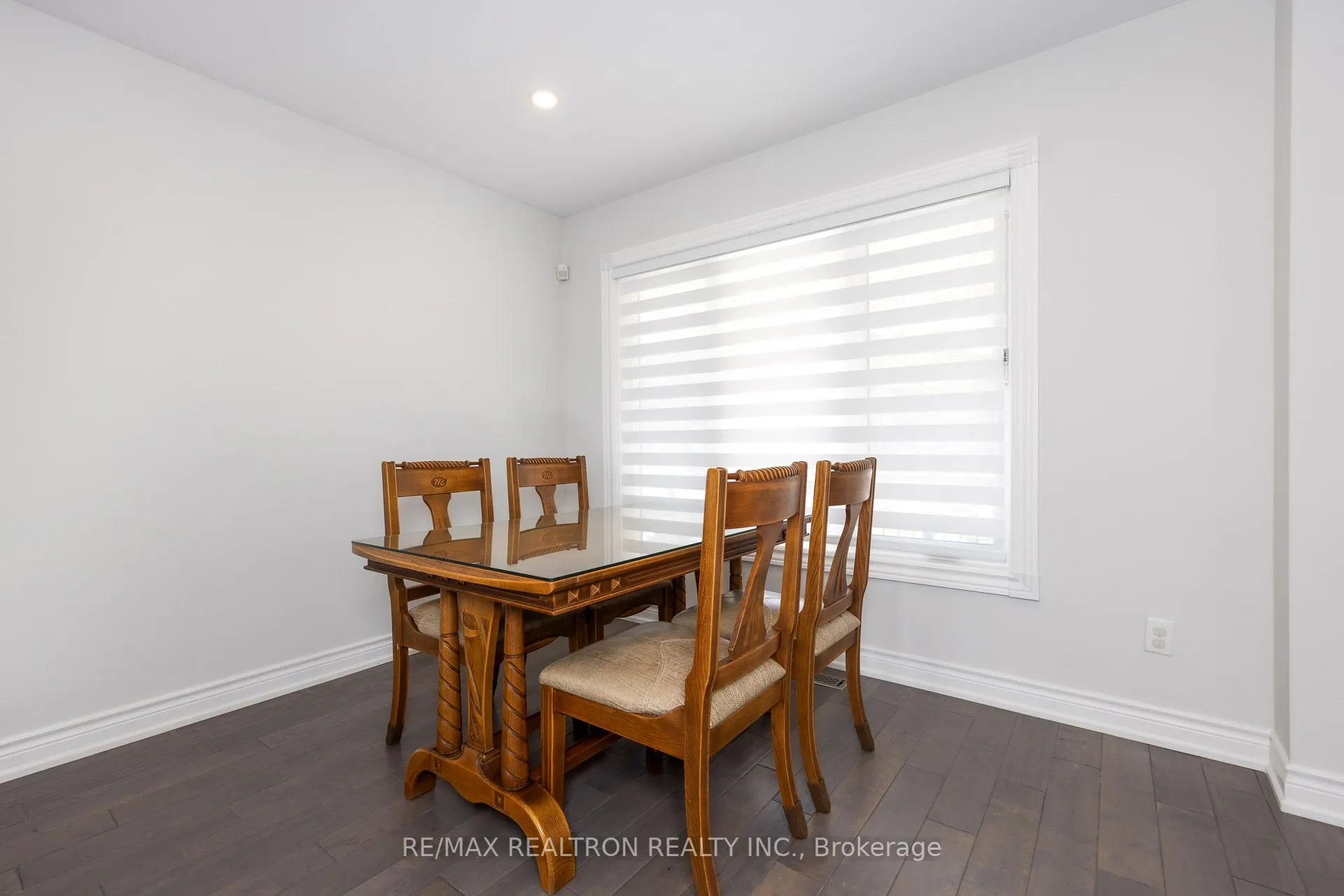 3959 Deepwood Heights
