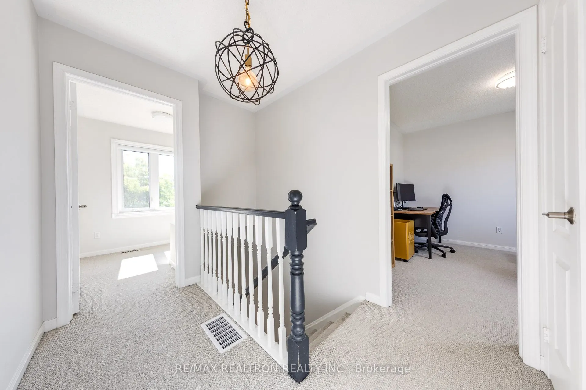 3959 Deepwood Heights