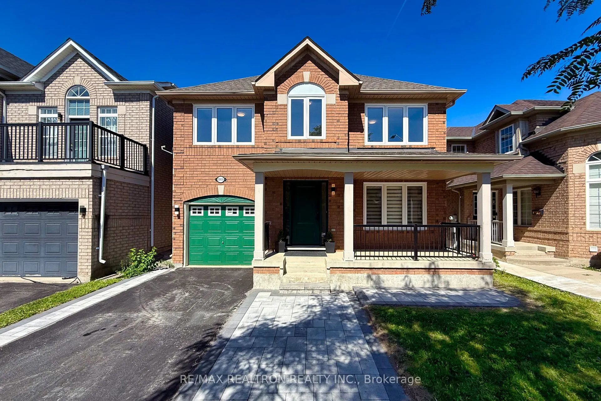 3959 Deepwood Heights