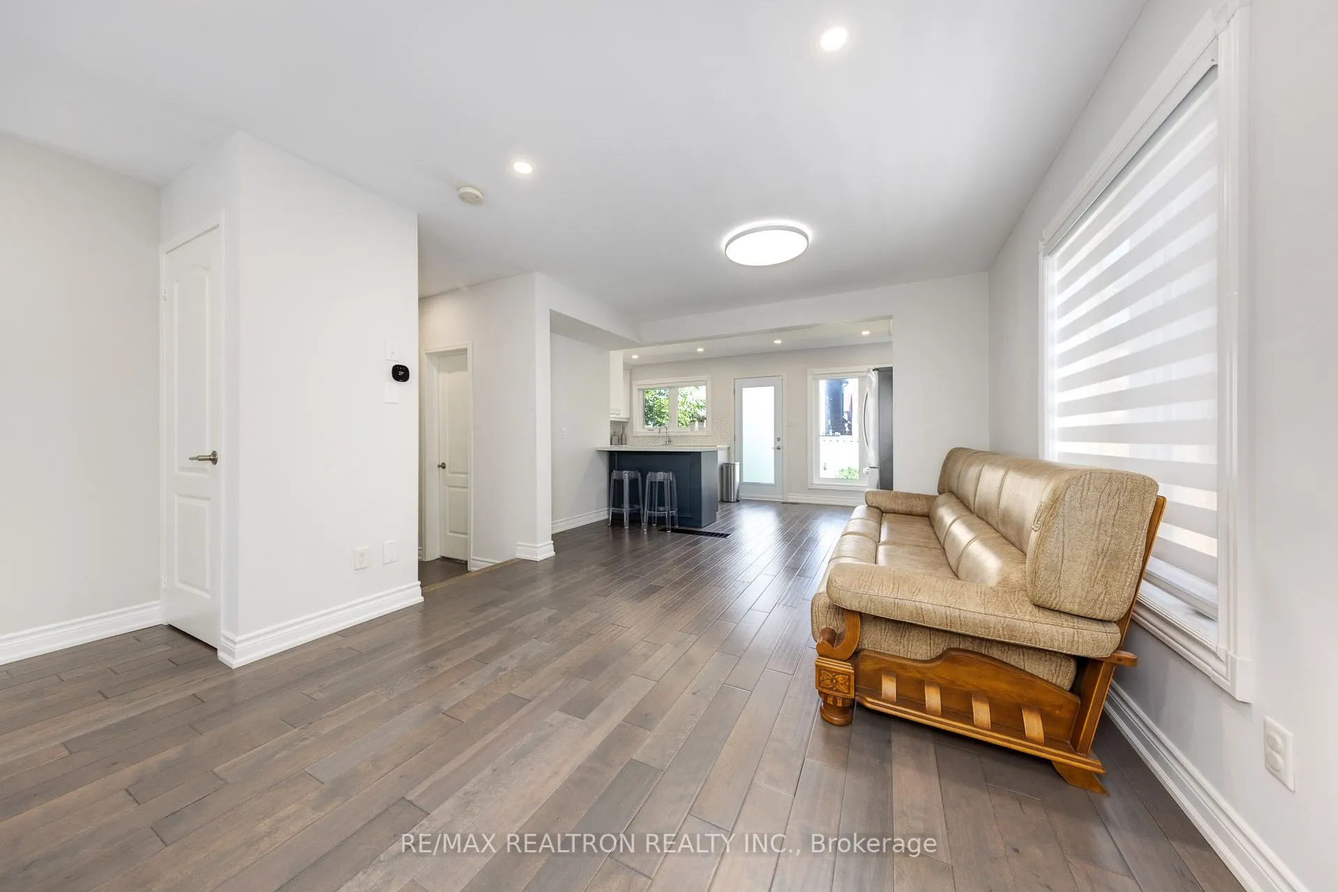3959 Deepwood Heights