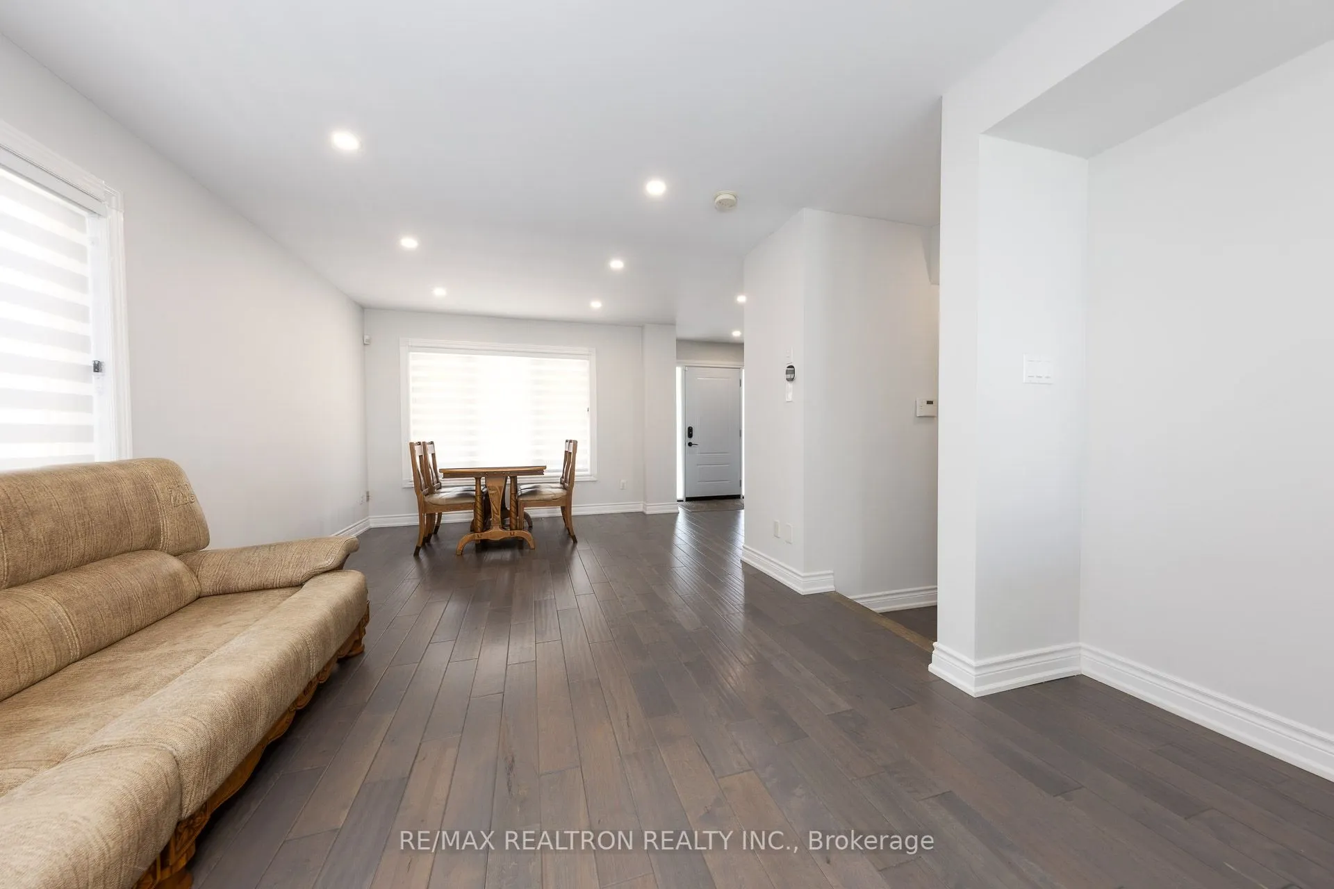3959 Deepwood Heights