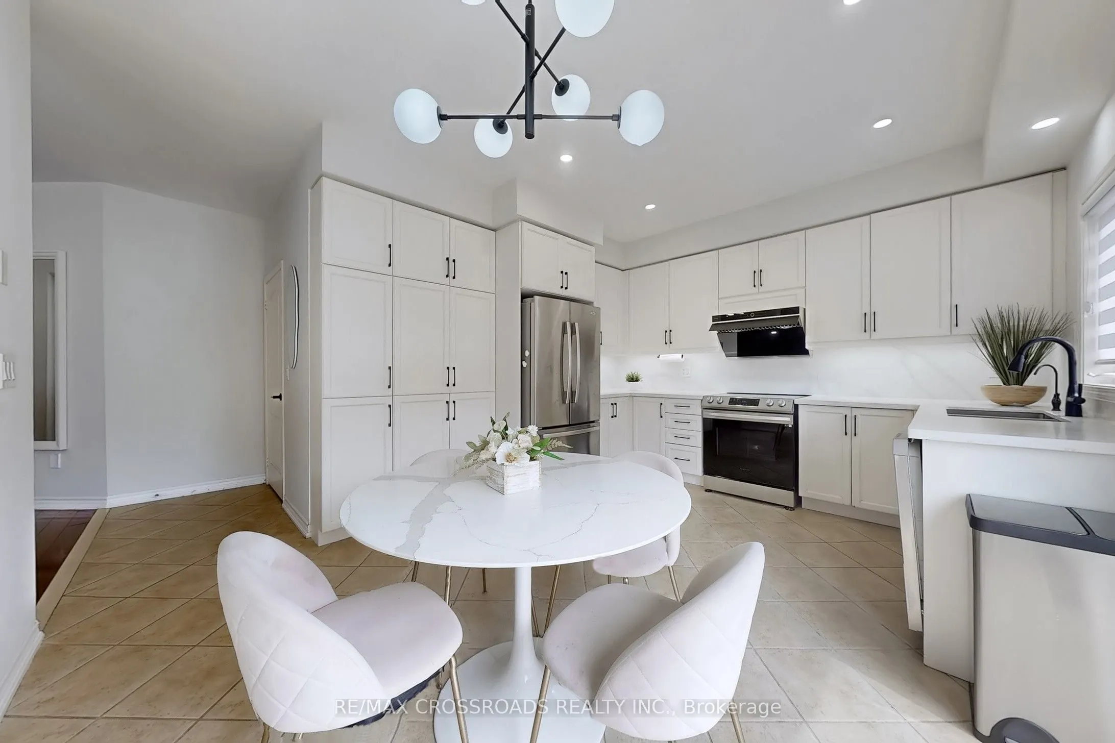 4262 Vivaldi Road