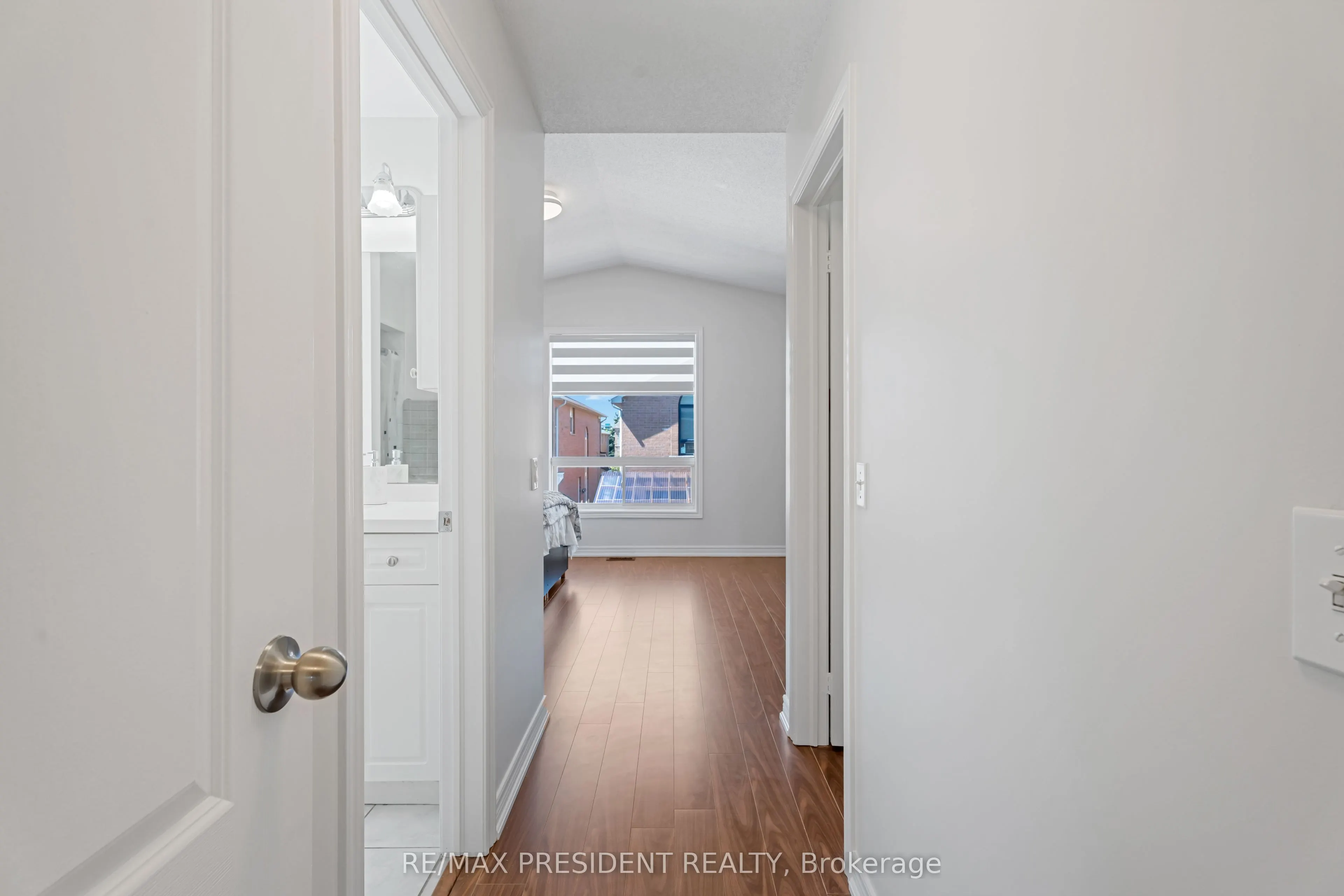 823 Ledbury Crescent