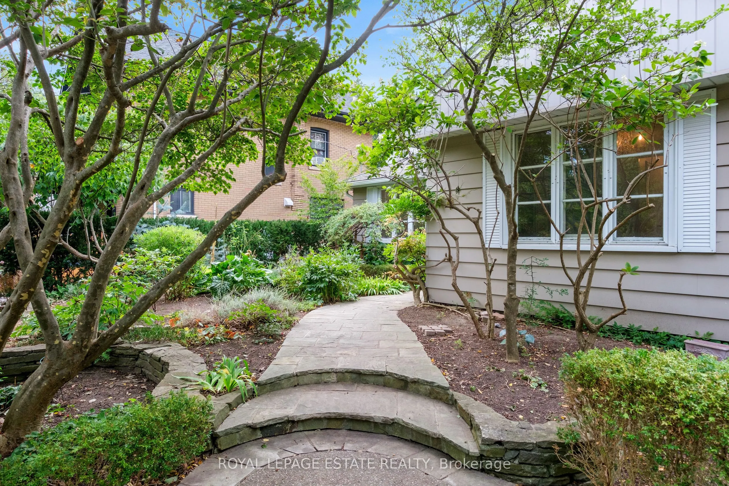 254 Reynolds Street